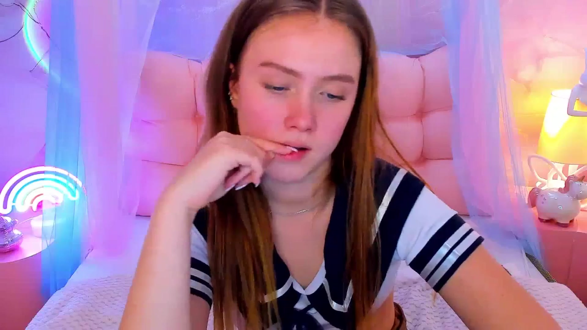Gallery image thumbnail from Beatrizz's myfreecams stream on, 03/03/2026, 11:56 image 15 of 20