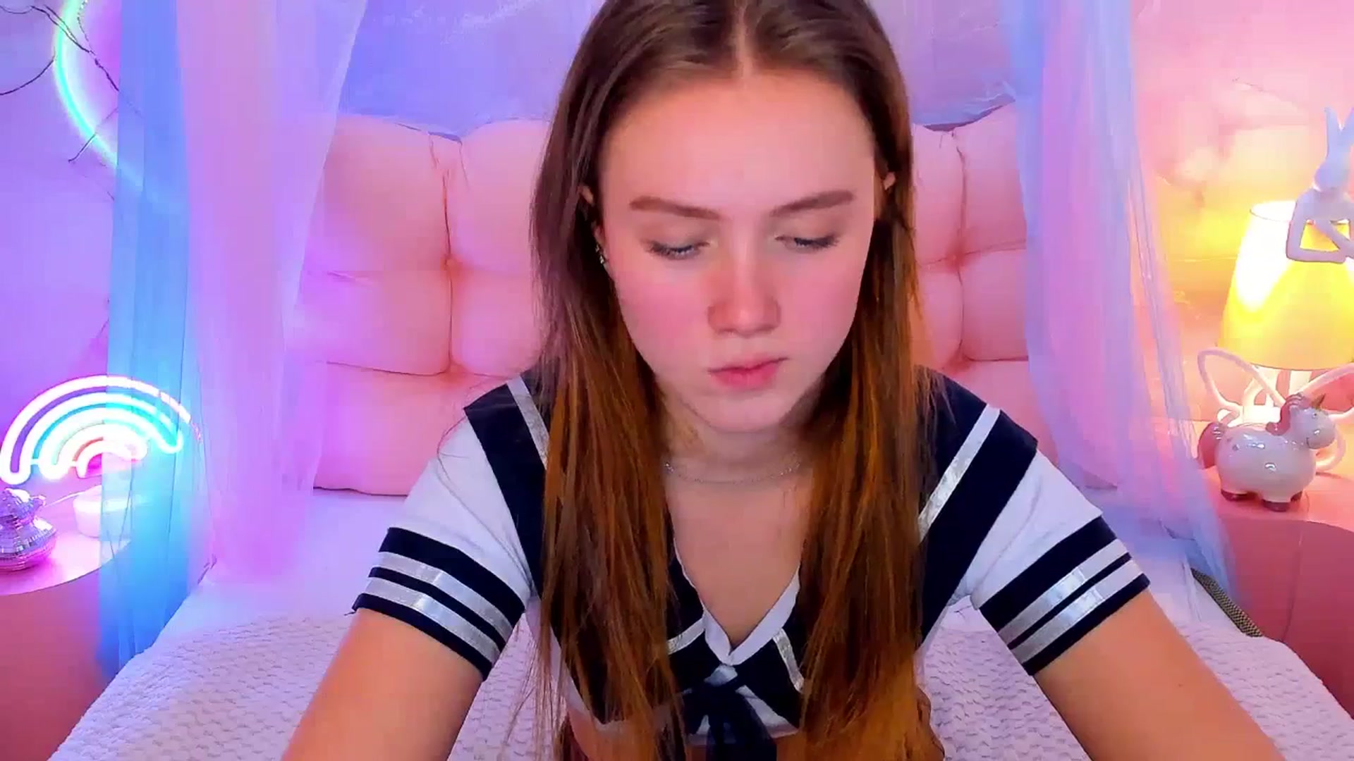 Gallery image thumbnail from Beatrizz's myfreecams stream on, 03/03/2026, 12:16 image 16 of 20