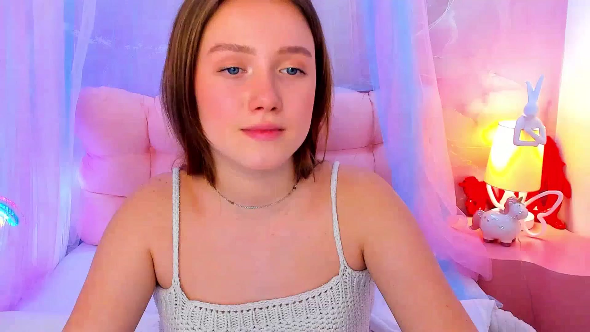 Gallery image thumbnail from Beatrizz's myfreecams stream on, 03/06/2026, 11:36 image 9 of 20