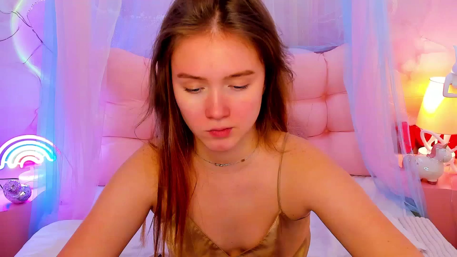 Gallery image thumbnail from Beatrizz's myfreecams stream on, 03/09/2026, 13:00 image 7 of 20
