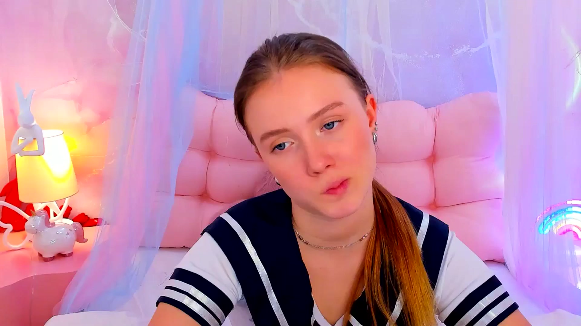 Gallery image thumbnail from Beatrizz's myfreecams stream on, 03/10/2026, 12:24 image 16 of 20