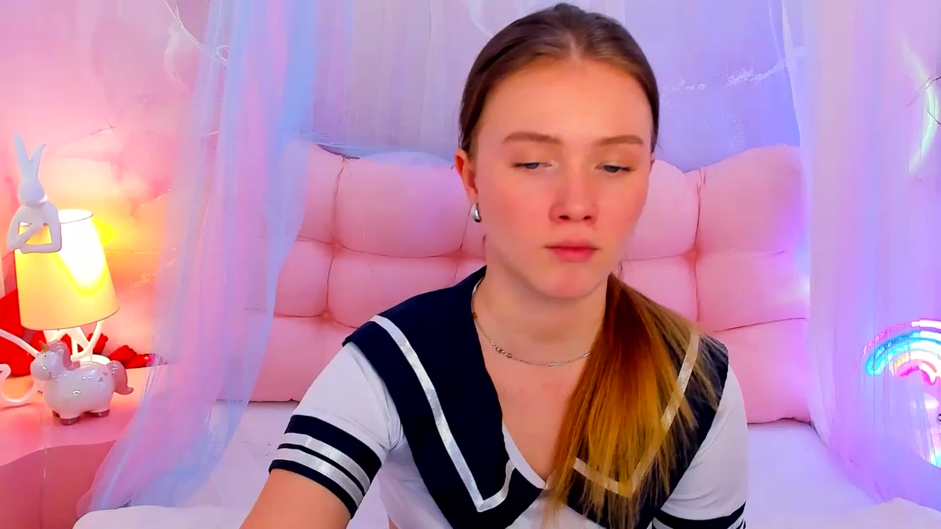 Gallery image thumbnail from Beatrizz's myfreecams stream on, 03/10/2026, 13:02 image 18 of 20