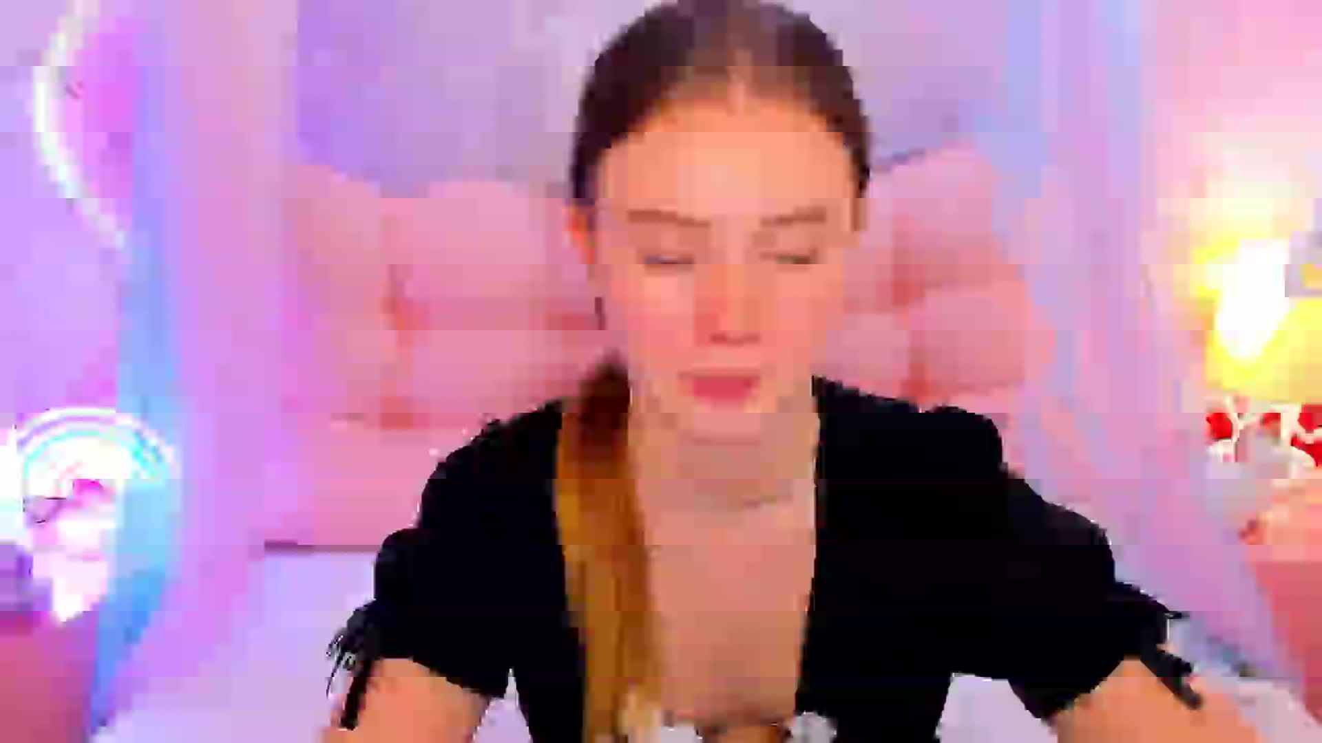 Gallery image thumbnail from Beatrizz's myfreecams stream on, 03/12/2026, 12:38 image 16 of 20