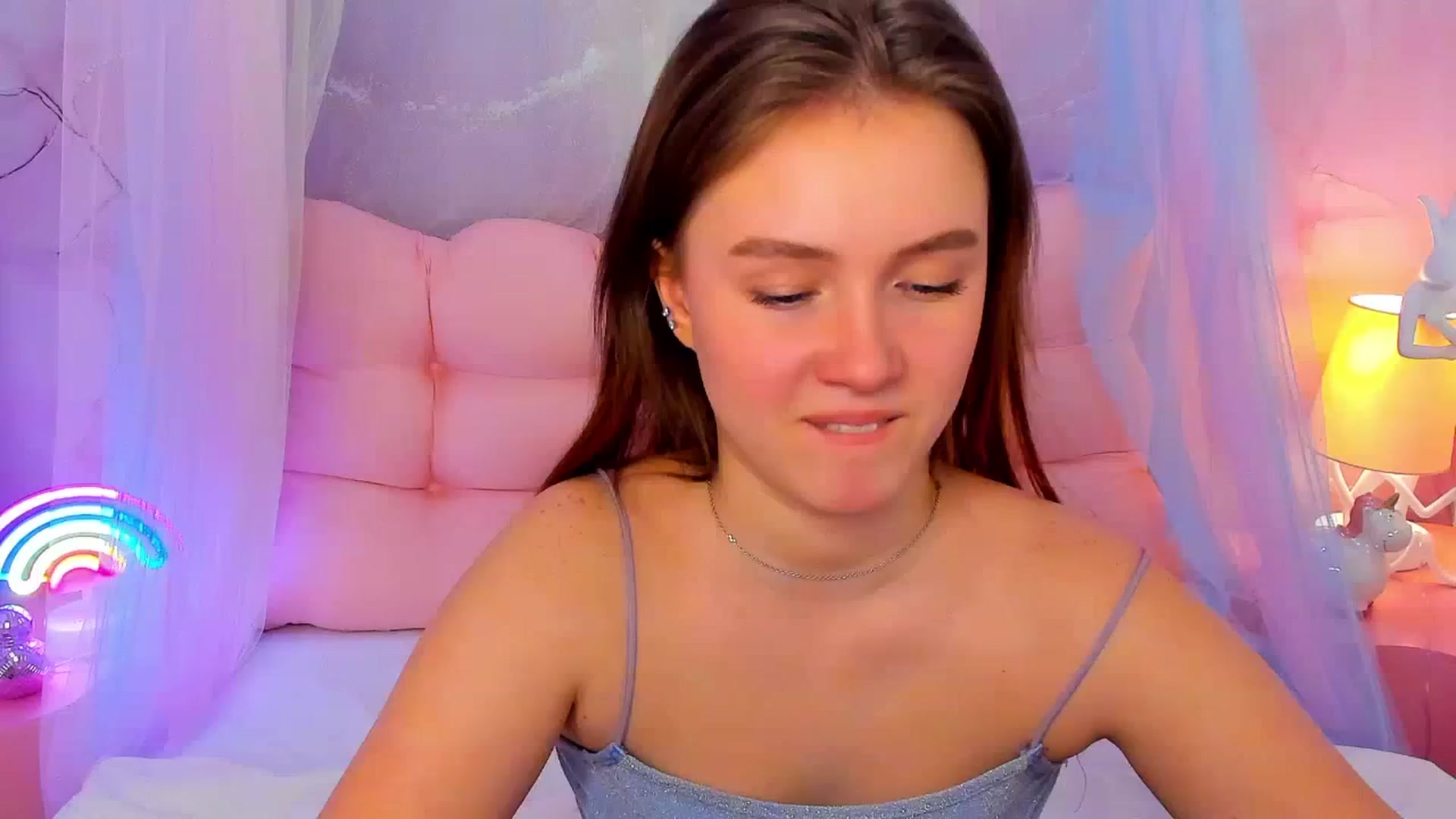 Gallery image thumbnail from Beatrizz's myfreecams stream on, 03/15/2026, 11:28 image 12 of 20