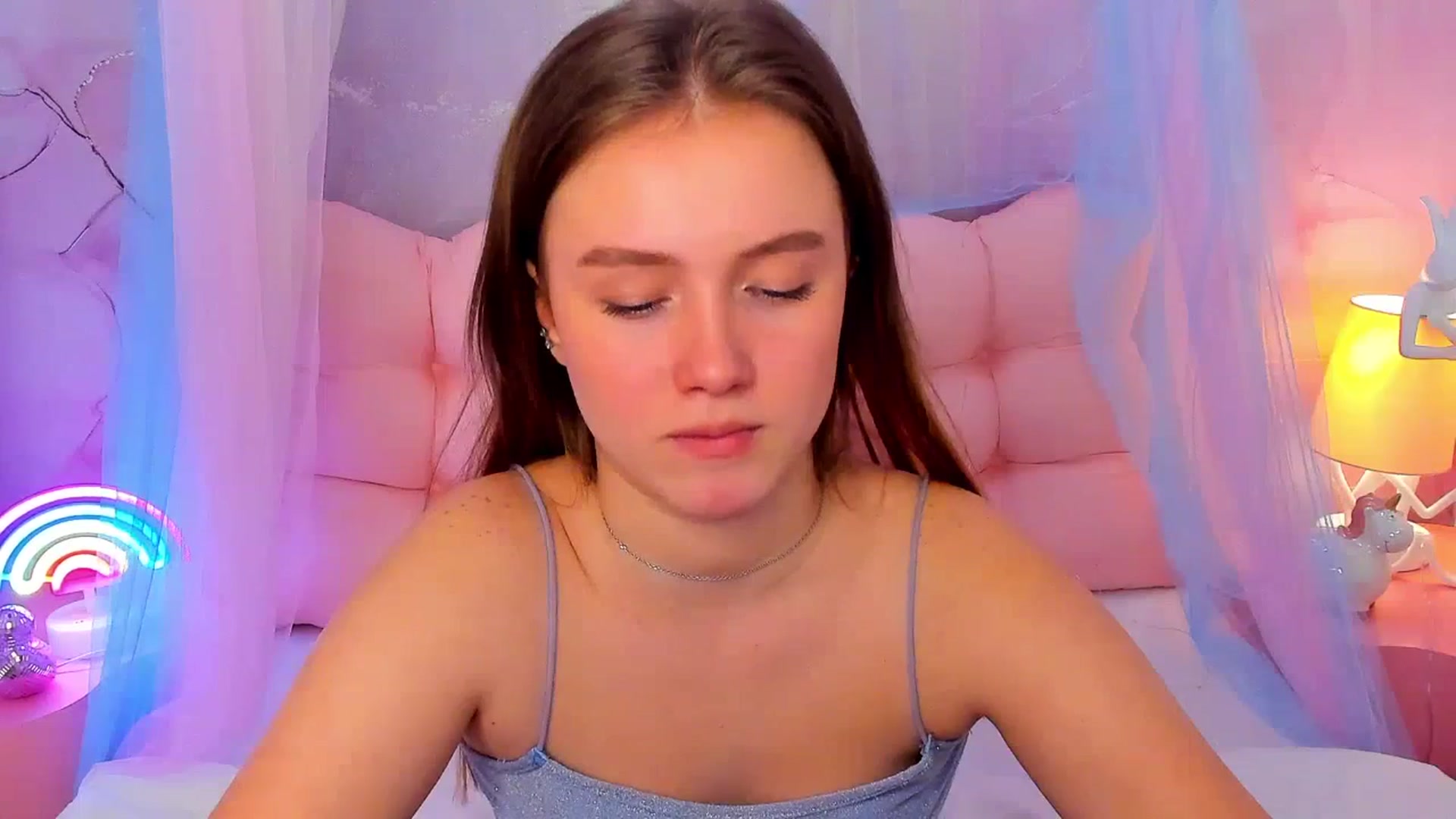 Gallery image thumbnail from Beatrizz's myfreecams stream on, 03/15/2026, 11:59 image 17 of 20