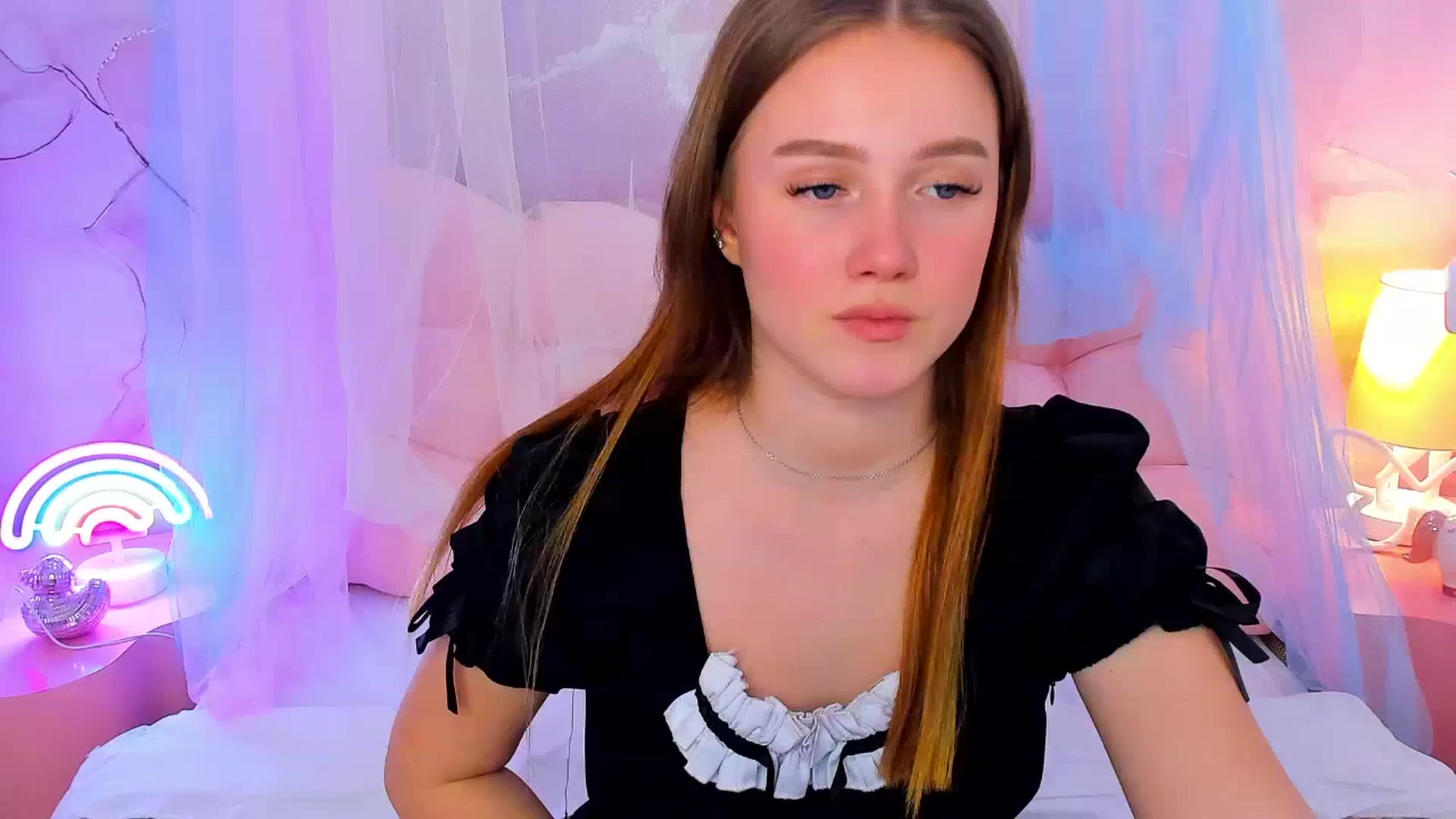 Gallery image thumbnail from Beatrizz's myfreecams stream on, 03/16/2026, 14:06 image 12 of 20