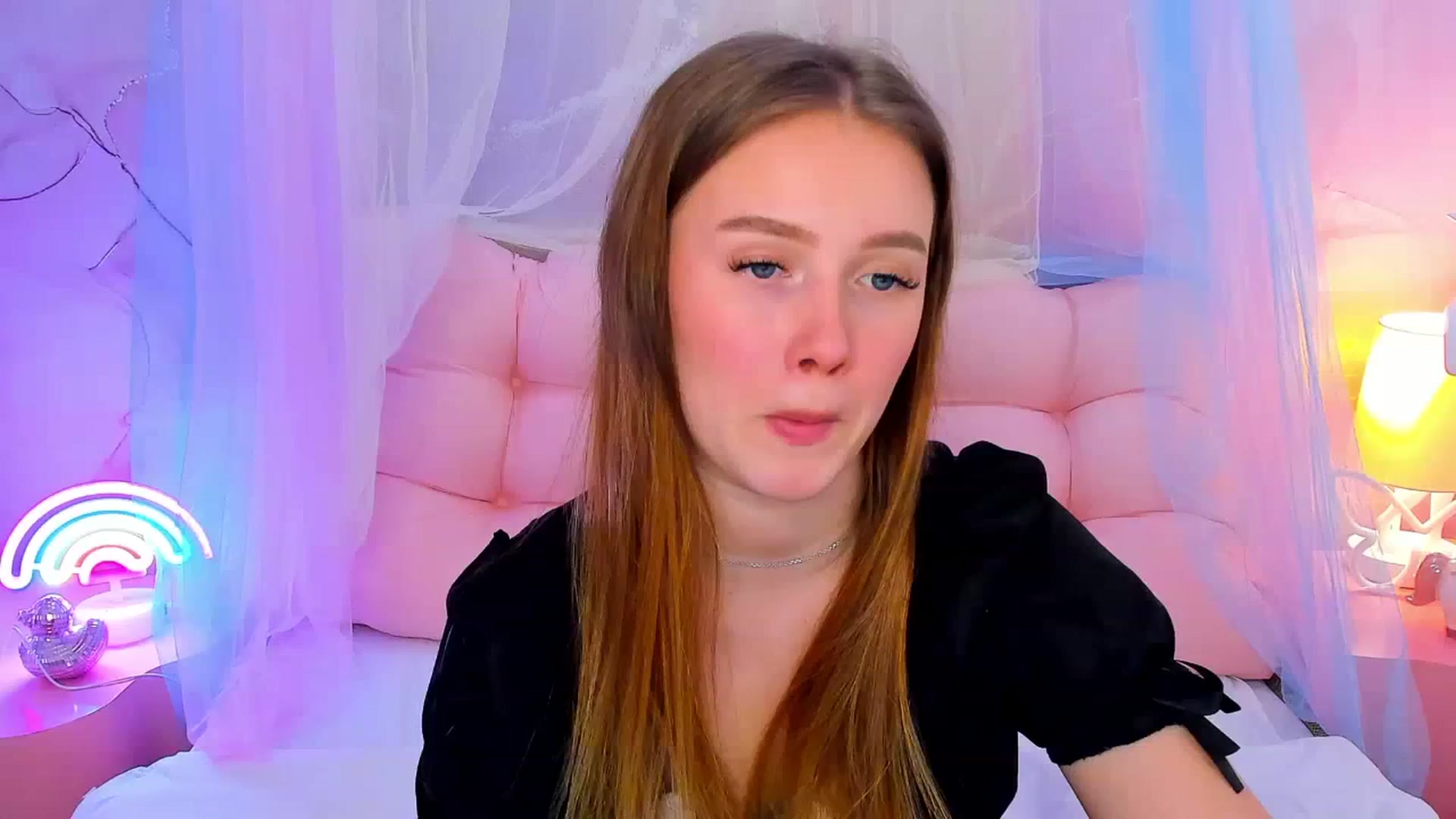 Gallery image thumbnail from Beatrizz's myfreecams stream on, 03/16/2026, 14:48 image 6 of 20