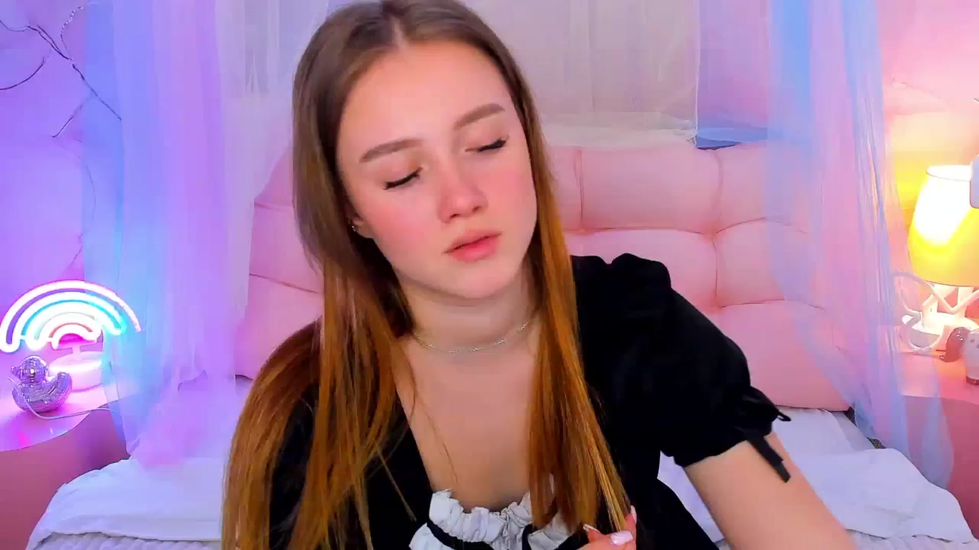 Gallery image thumbnail from Beatrizz's myfreecams stream on, 03/16/2026, 14:48 image 11 of 20