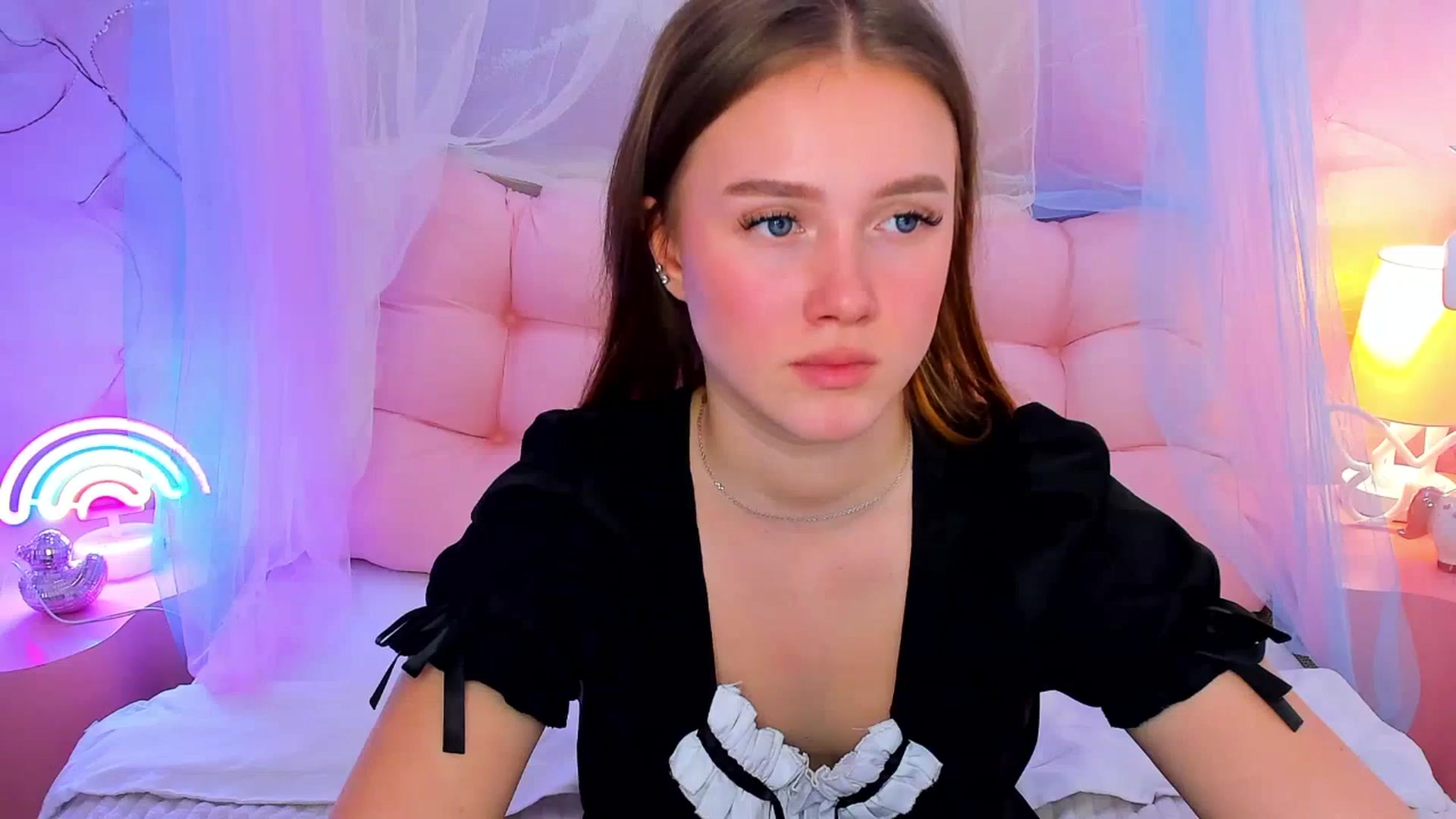 Gallery image thumbnail from Beatrizz's myfreecams stream on, 03/16/2026, 15:28 image 13 of 20