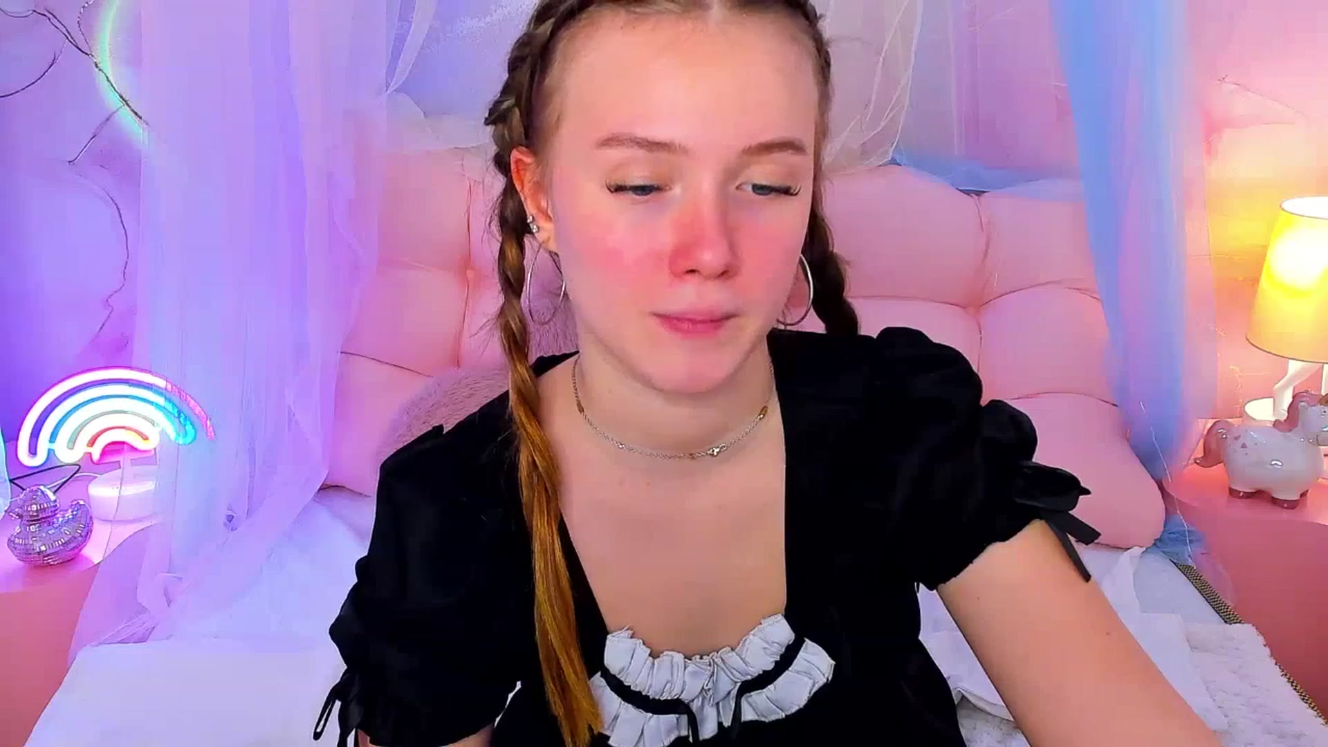 Gallery image thumbnail from Beatrizz's myfreecams stream on, 03/22/2026, 12:08 image 10 of 20