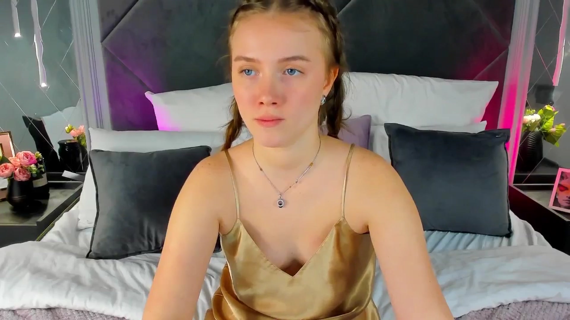 Gallery image thumbnail from Beatrizz's myfreecams stream on, 03/25/2026, 16:12 image 12 of 20