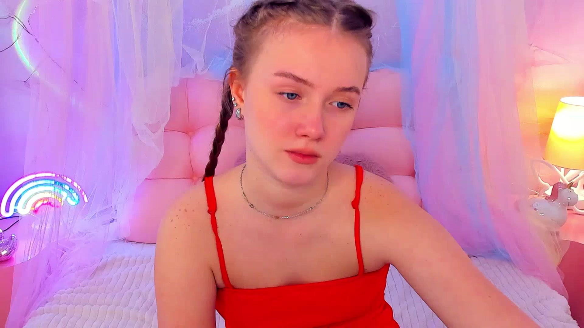 Gallery image thumbnail from Beatrizz's myfreecams stream on, 03/26/2026, 08:47 image 17 of 20
