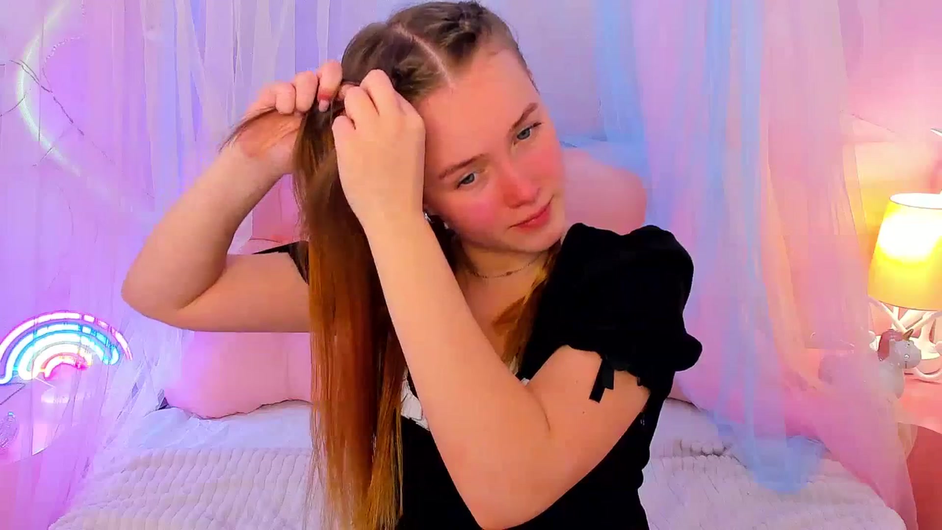 Gallery image thumbnail from Beatrizz's myfreecams stream on, 03/26/2026, 12:08 image 11 of 20
