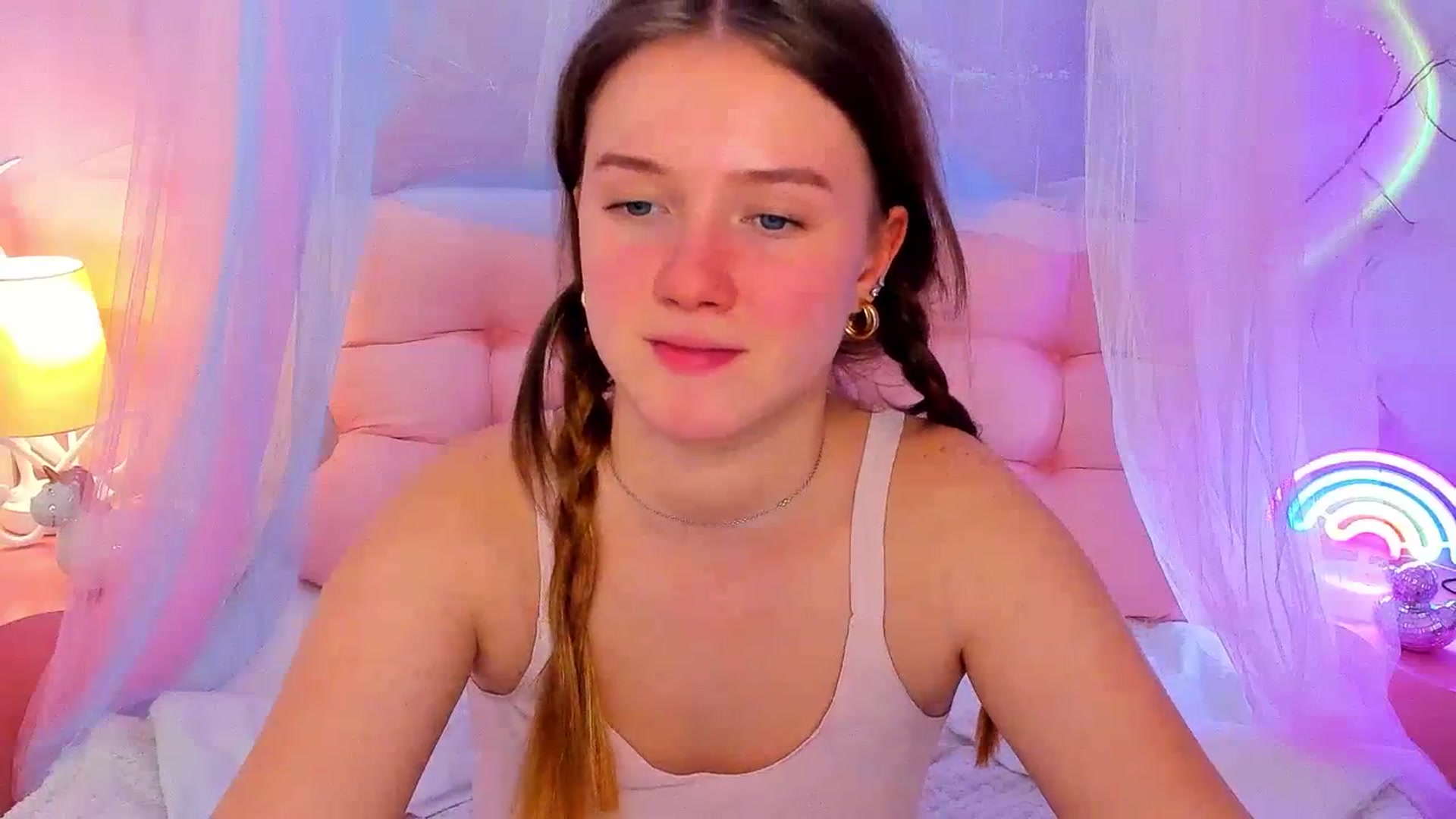Gallery image thumbnail from Beatrizz's myfreecams stream on, 03/29/2026, 11:56 image 6 of 20