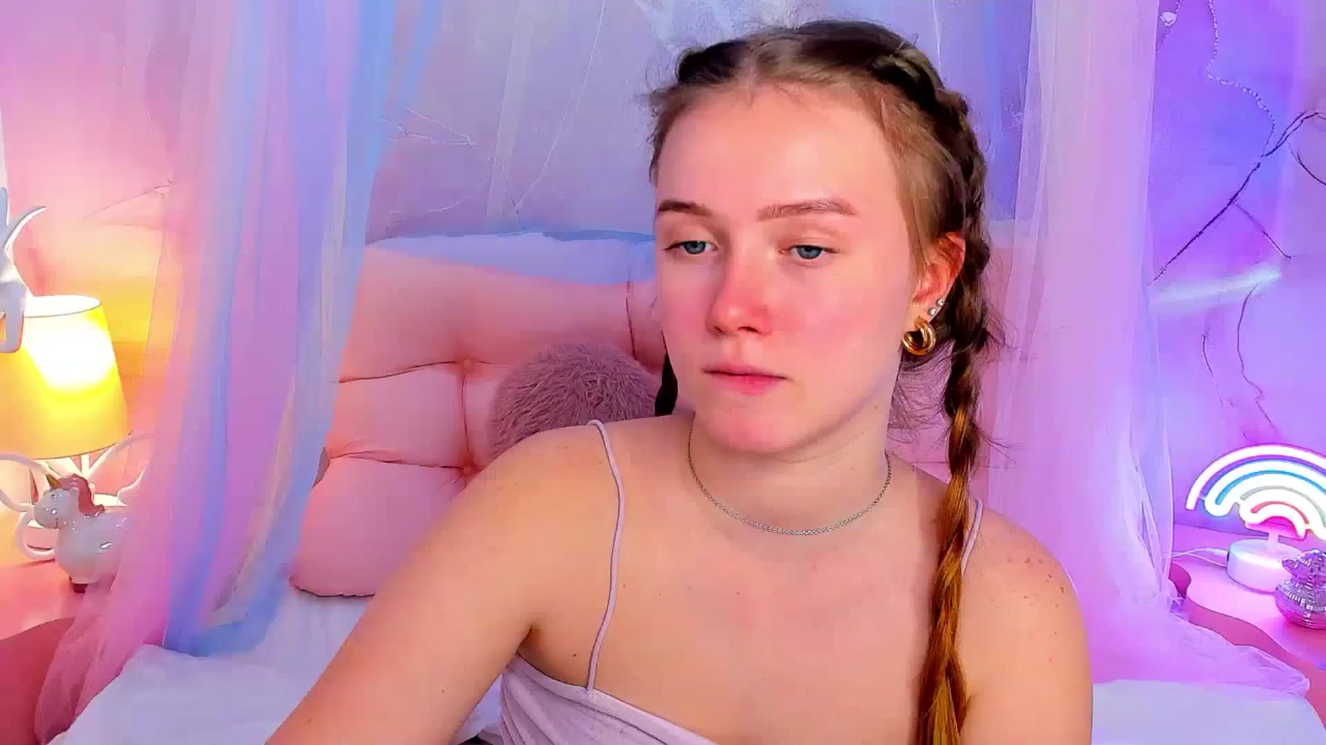 Gallery image thumbnail from Beatrizz's myfreecams stream on, 03/30/2026, 16:30 image 7 of 20