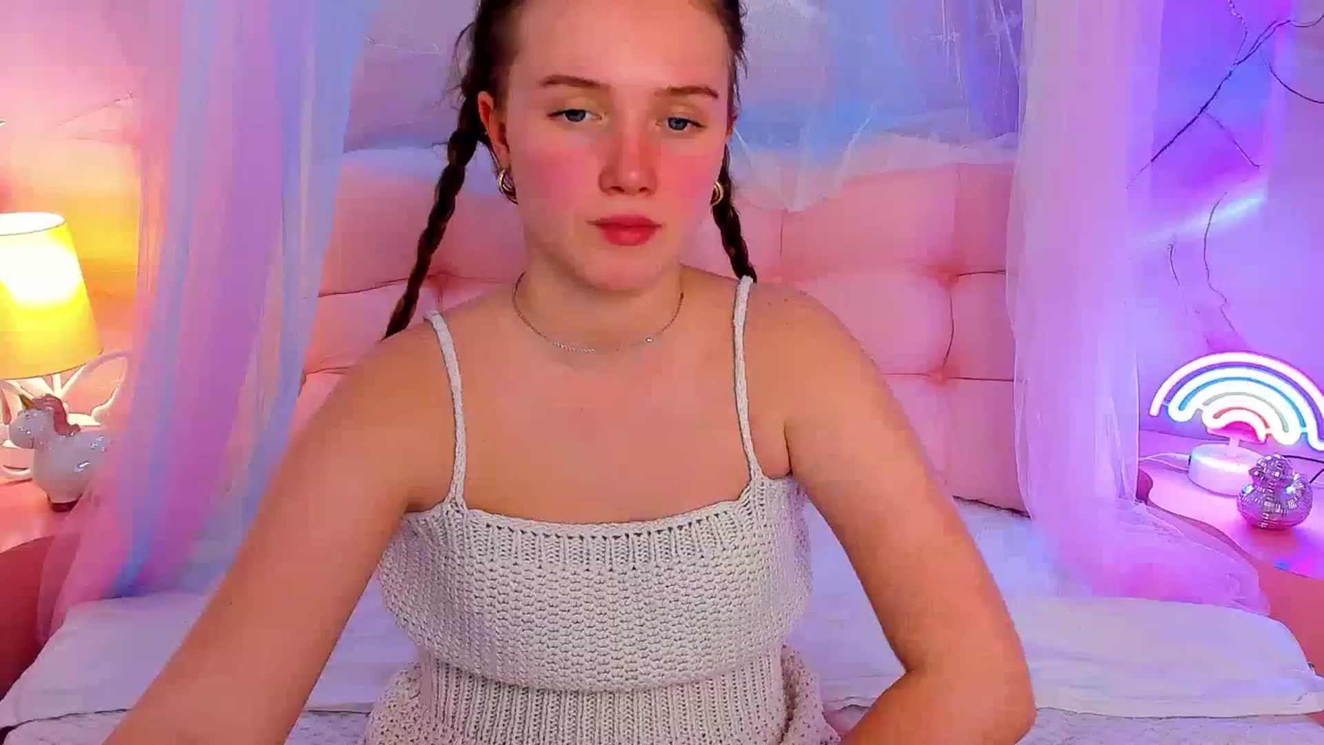 Gallery image thumbnail from Beatrizz's myfreecams stream on, 03/31/2026, 14:32 image 19 of 20