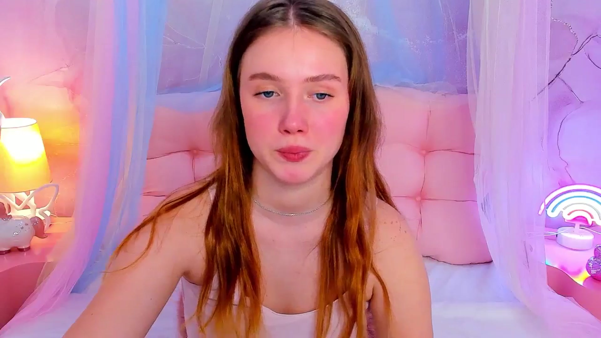 Gallery image thumbnail from Beatrizz's myfreecams stream on, 04/06/2026, 12:44 image 16 of 20