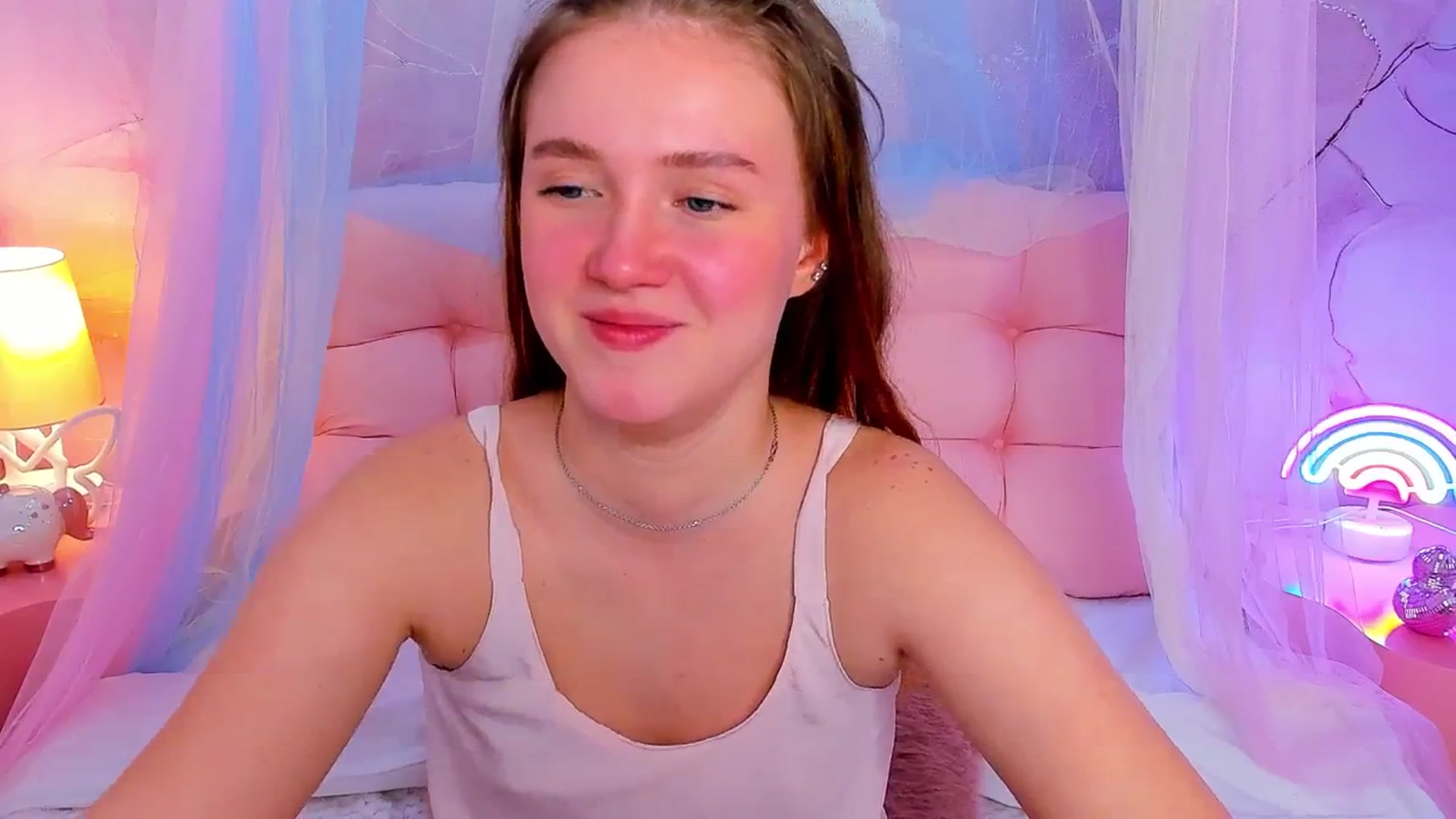 Gallery image thumbnail from Beatrizz's myfreecams stream on, 04/06/2026, 16:01 image 10 of 20