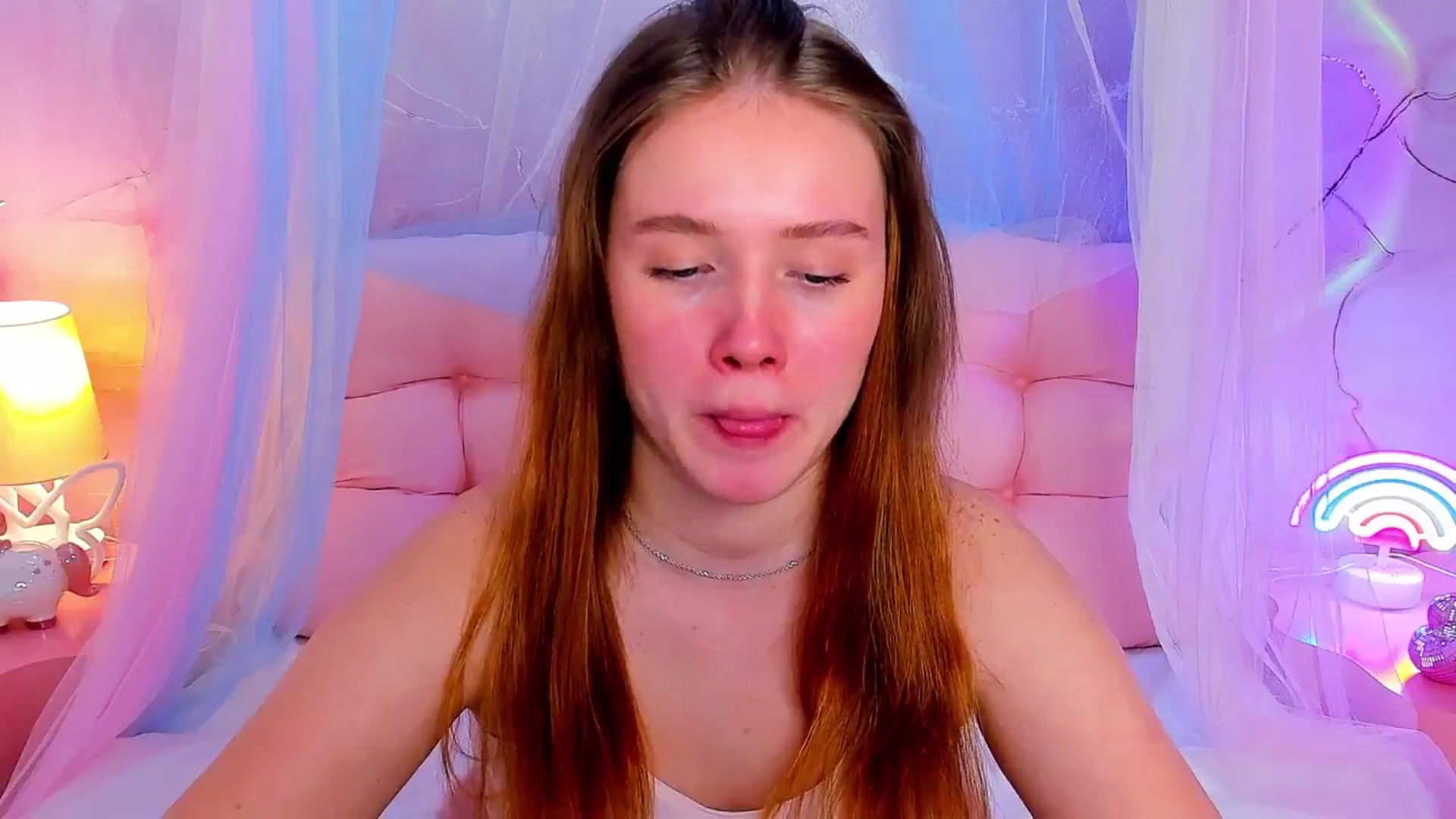 Gallery image thumbnail from Beatrizz's myfreecams stream on, 04/06/2026, 17:18 image 15 of 20