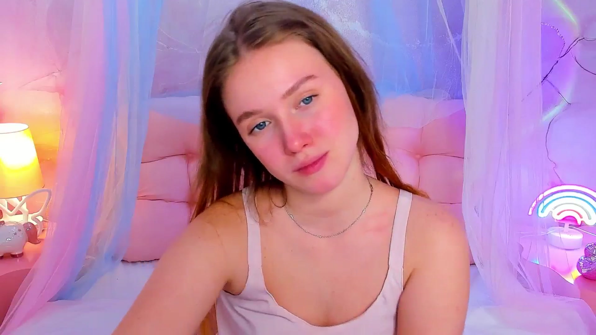 Gallery image thumbnail from Beatrizz's myfreecams stream on, 04/06/2026, 17:18 image 14 of 20