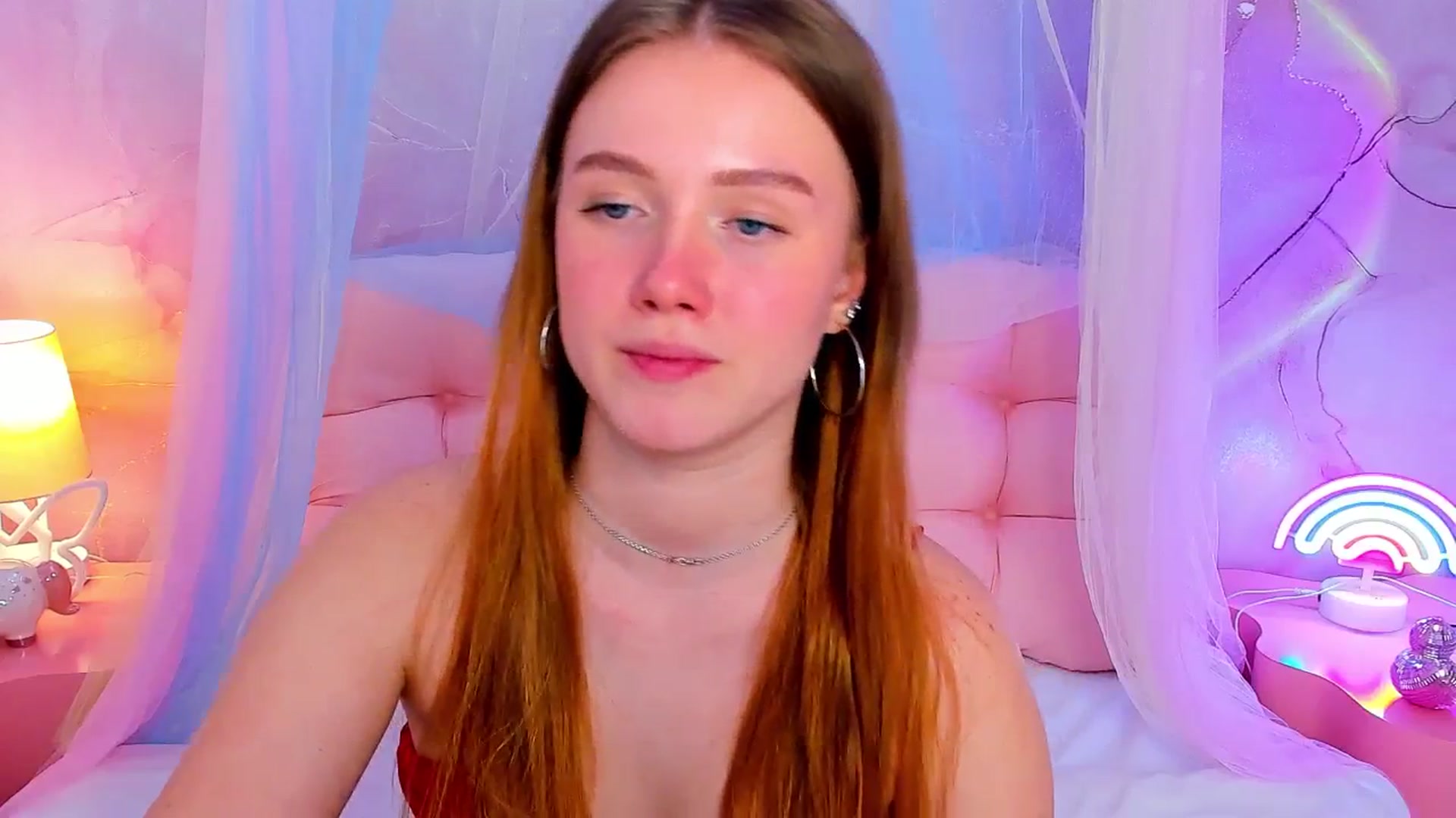 Gallery image thumbnail from Beatrizz's myfreecams stream on, 04/07/2026, 13:21 image 2 of 20