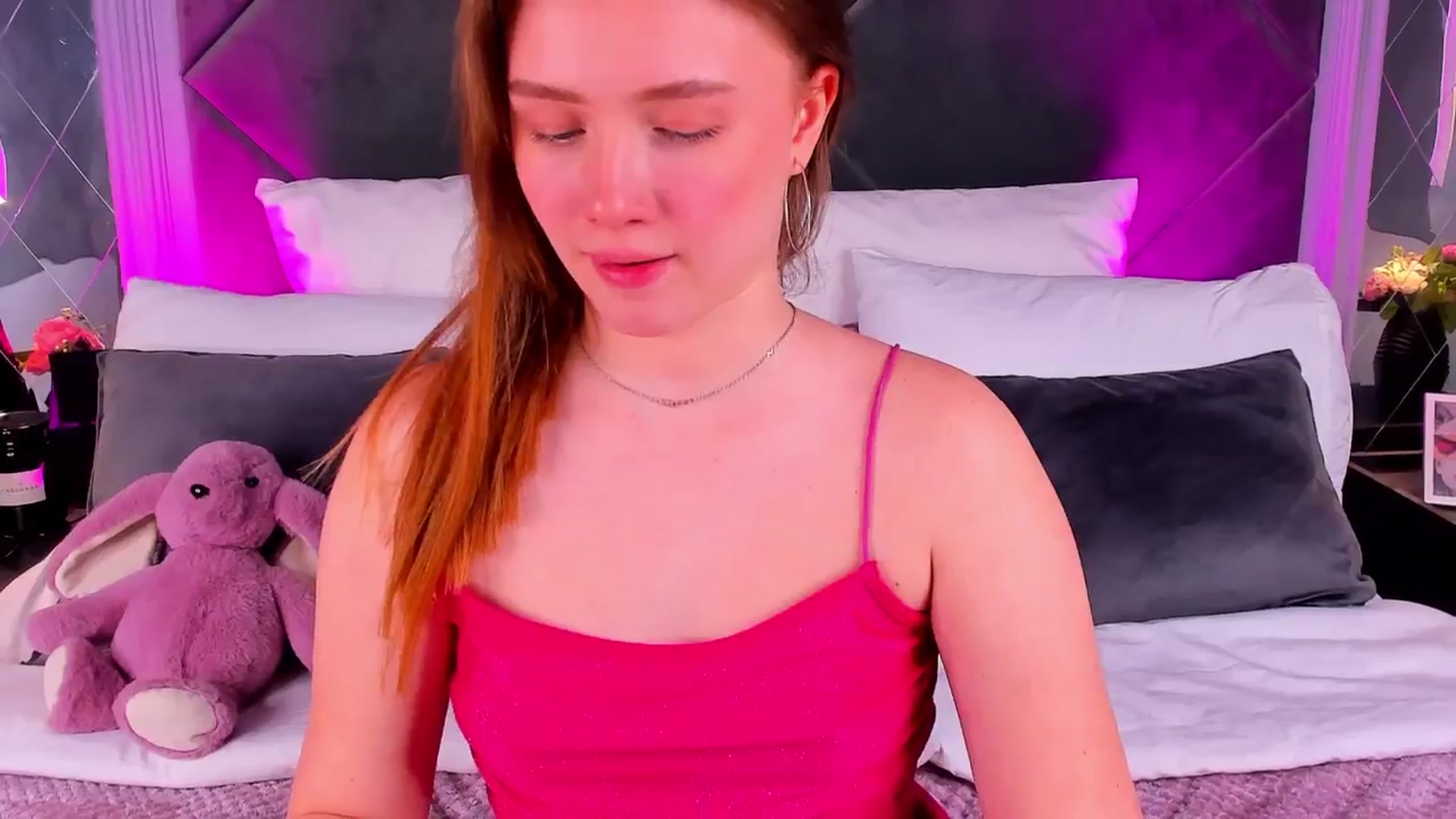 Gallery image thumbnail from Beatrizz's myfreecams stream on, 04/08/2026, 14:27 image 9 of 20