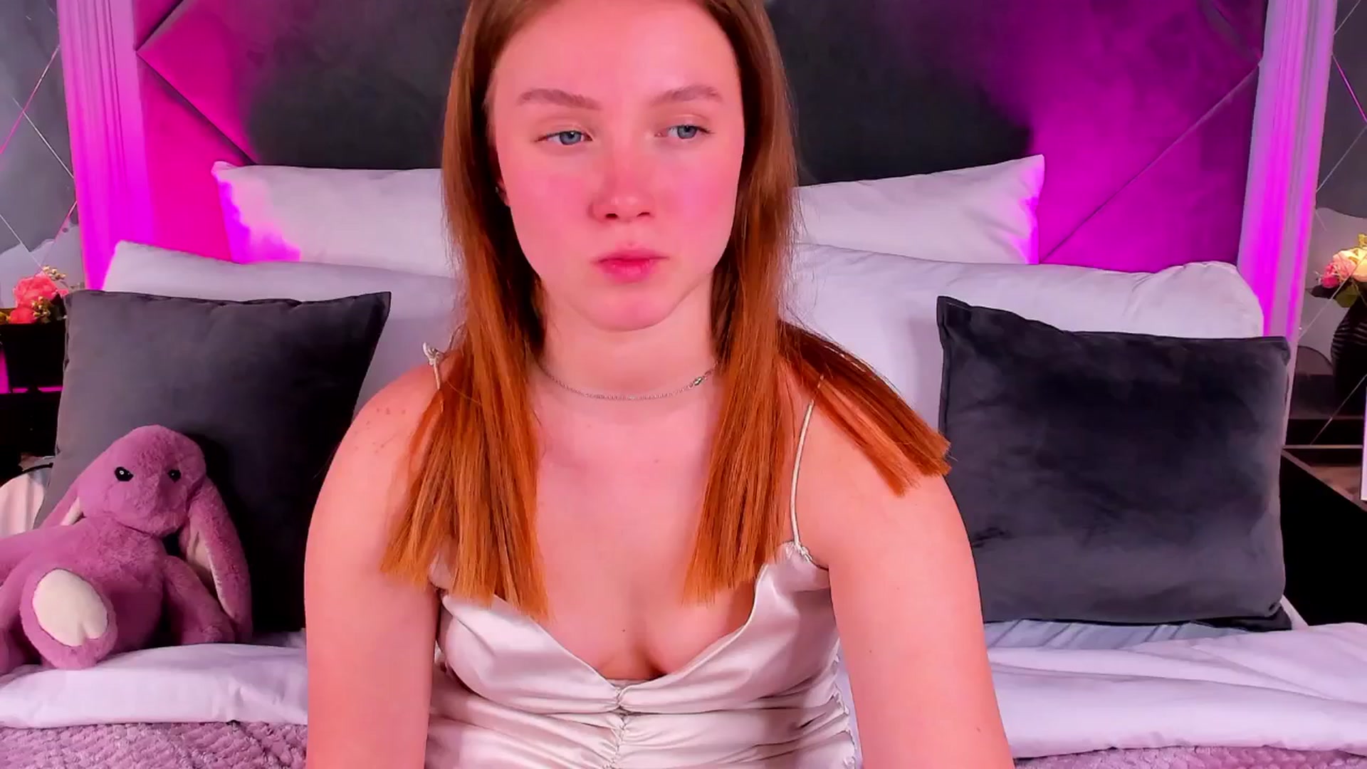 Gallery image thumbnail from Beatrizz's myfreecams stream on, 04/09/2026, 14:19 image 15 of 20