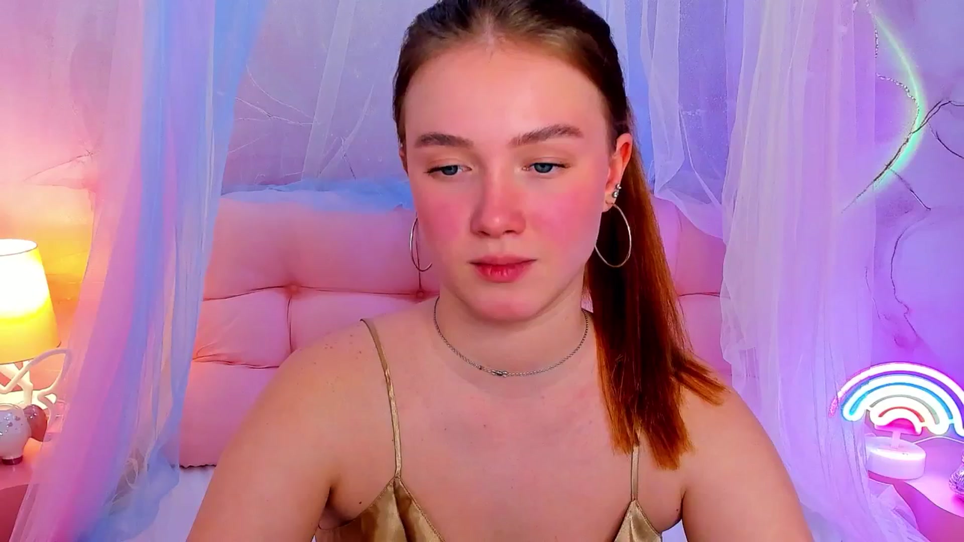 Gallery image thumbnail from Beatrizz's myfreecams stream on, 04/12/2026, 08:54 image 7 of 20