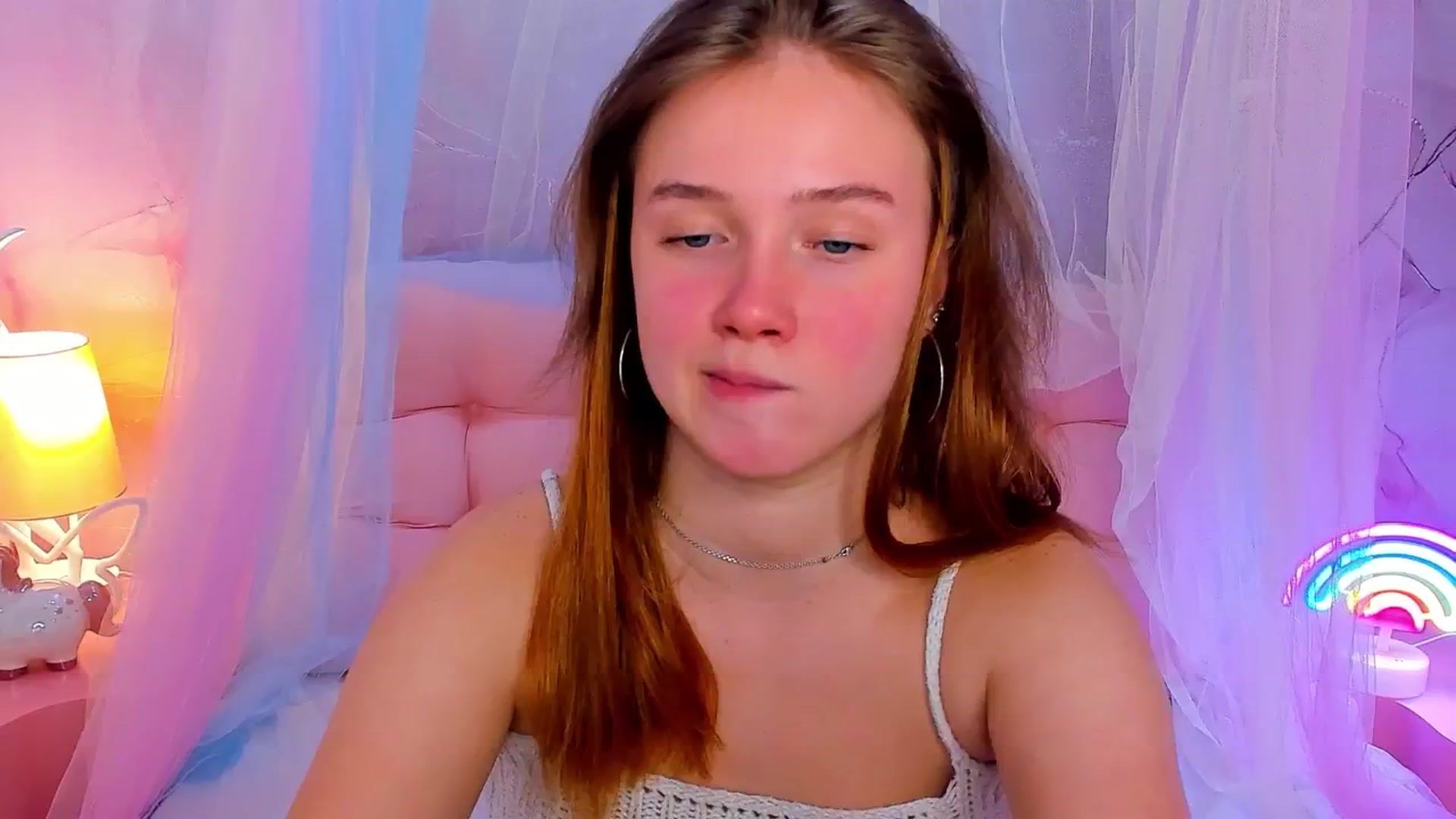 Gallery image thumbnail from Beatrizz's myfreecams stream on, 04/13/2026, 16:59 image 18 of 20