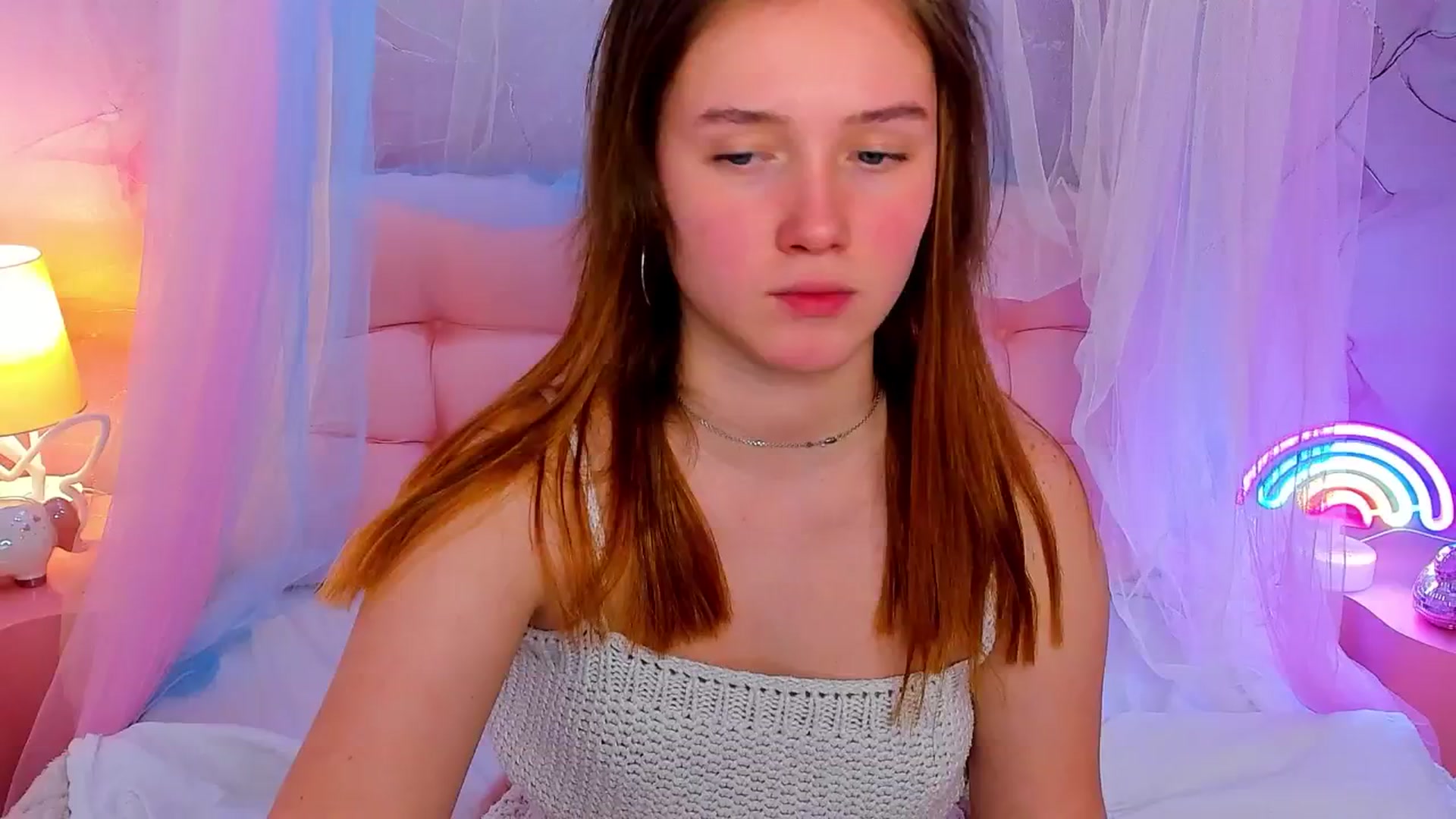 Gallery image thumbnail from Beatrizz's myfreecams stream on, 04/13/2026, 17:59 image 3 of 20