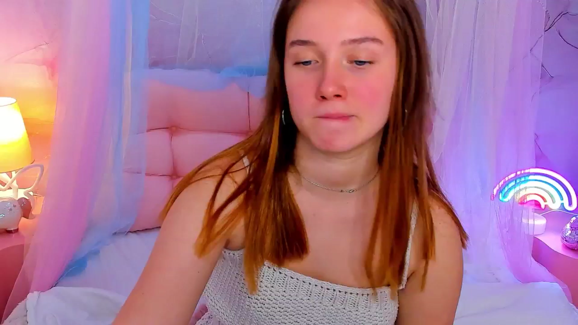 Gallery image thumbnail from Beatrizz's myfreecams stream on, 04/13/2026, 17:59 image 4 of 20