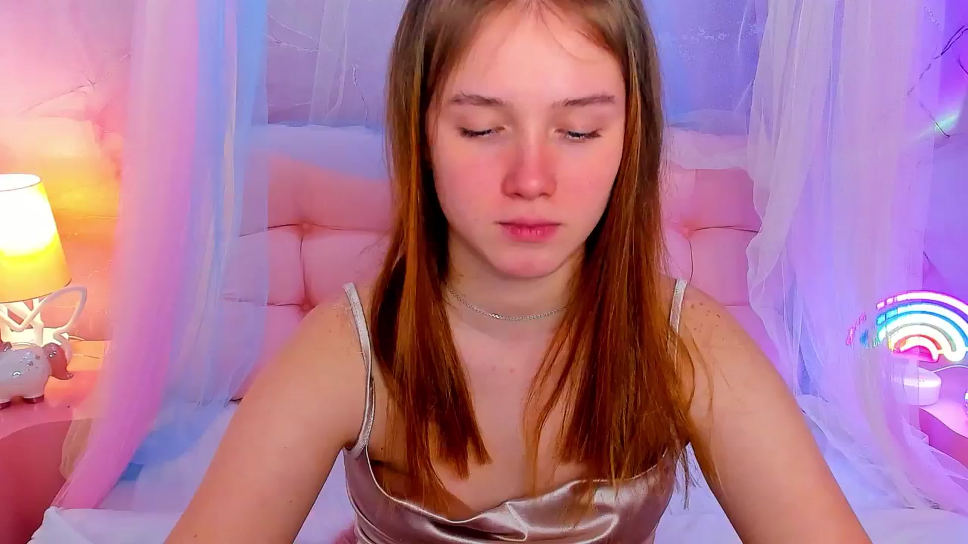 Gallery image thumbnail from Beatrizz's myfreecams stream on, 04/14/2026, 14:55 image 18 of 20