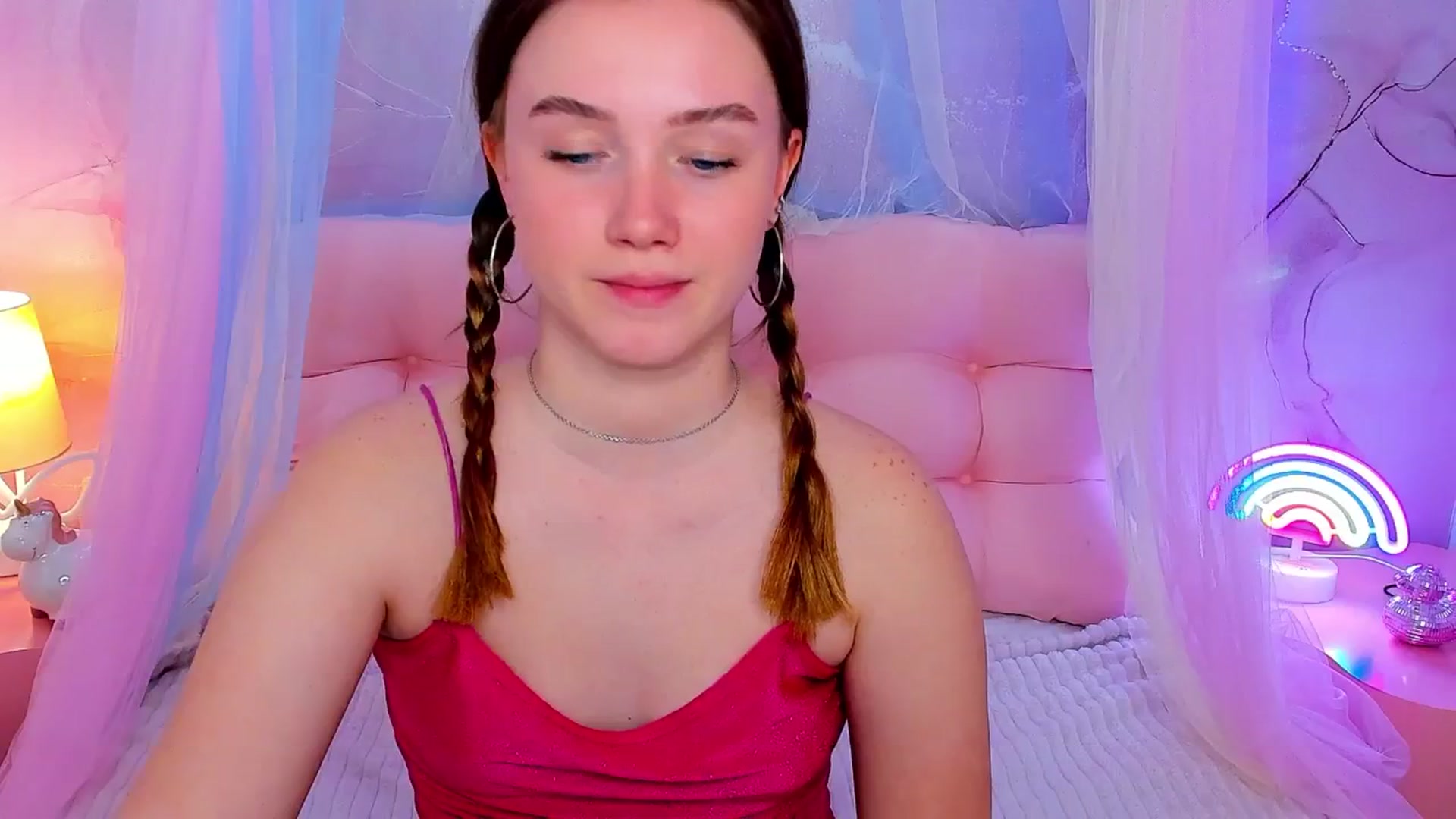 Gallery image thumbnail from Beatrizz's myfreecams stream on, 04/20/2026, 13:20 image 16 of 20
