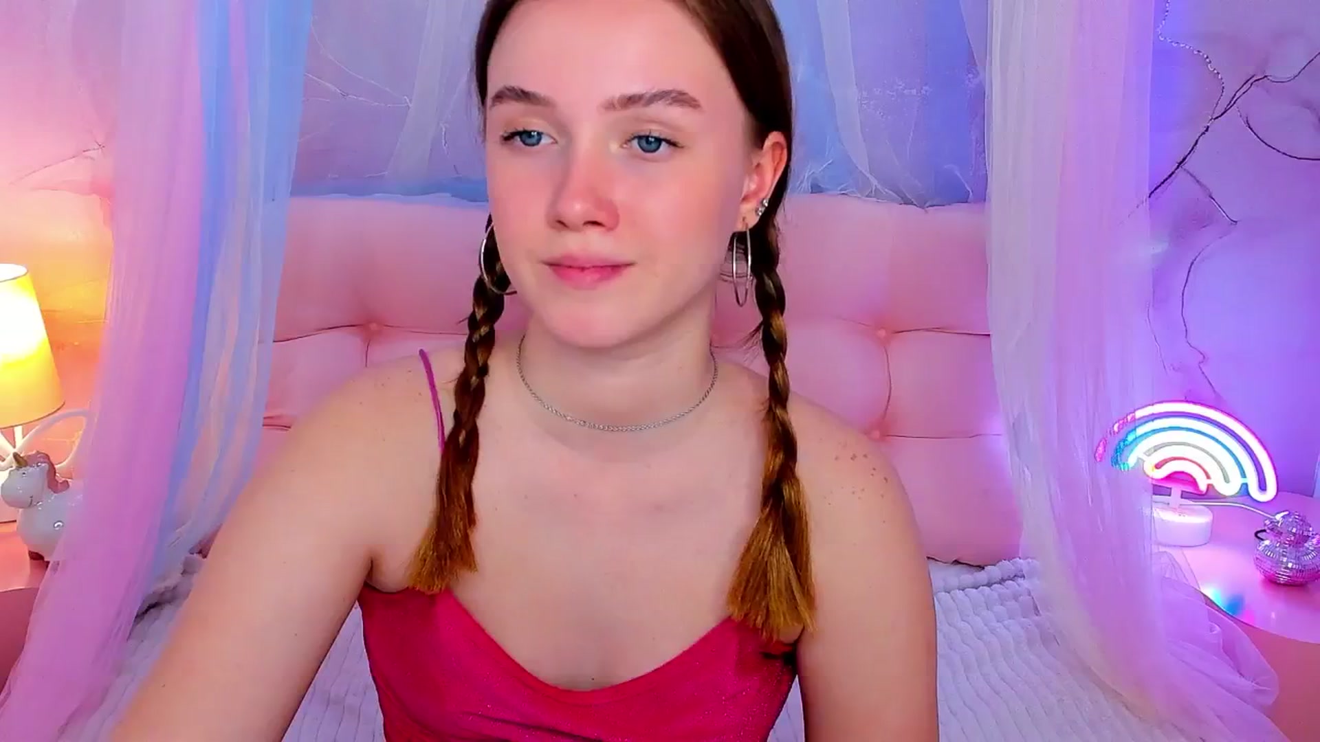 Gallery image thumbnail from Beatrizz's myfreecams stream on, 04/20/2026, 13:20 image 17 of 20