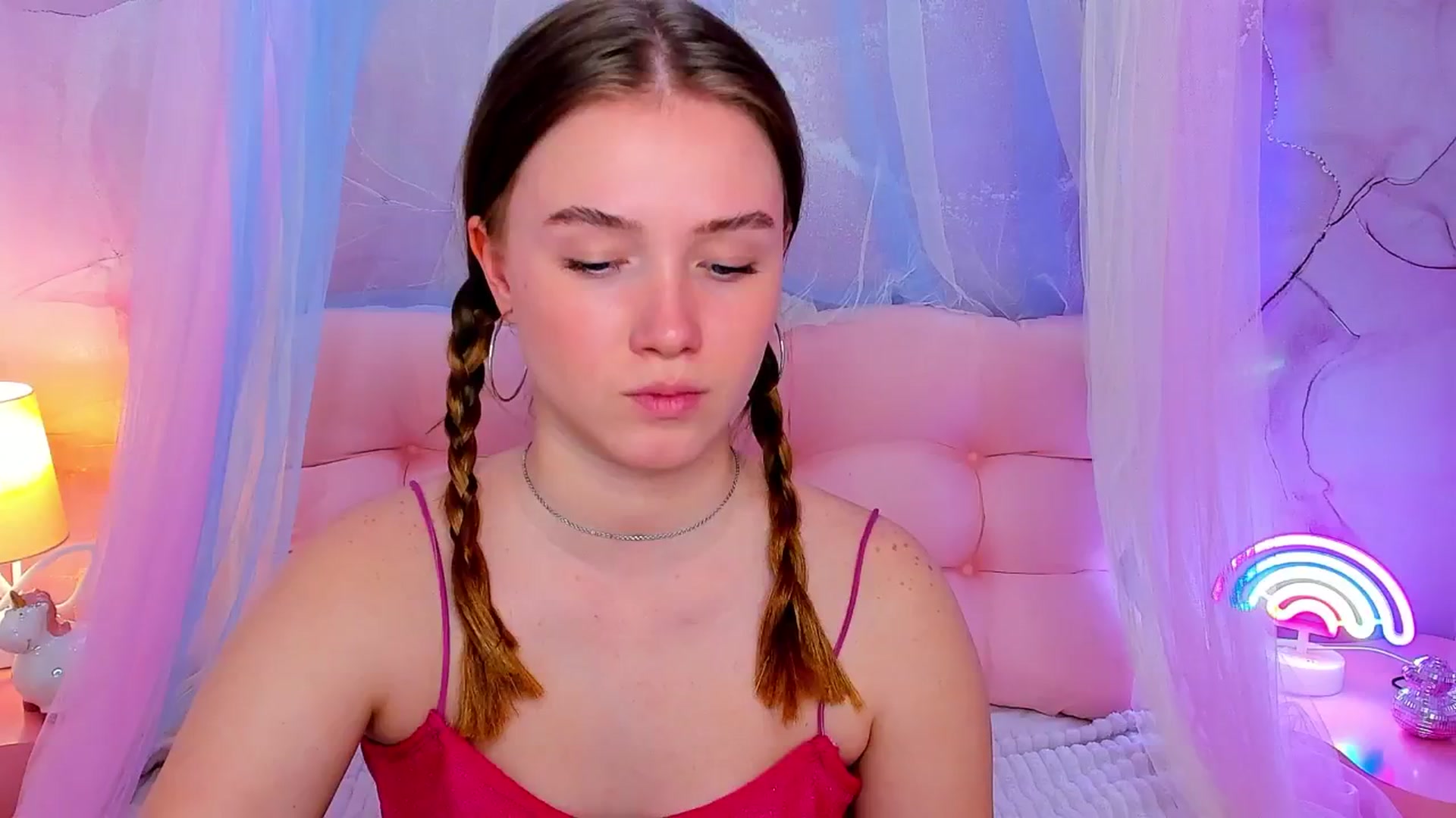 Gallery image thumbnail from Beatrizz's myfreecams stream on, 04/20/2026, 13:20 image 15 of 20