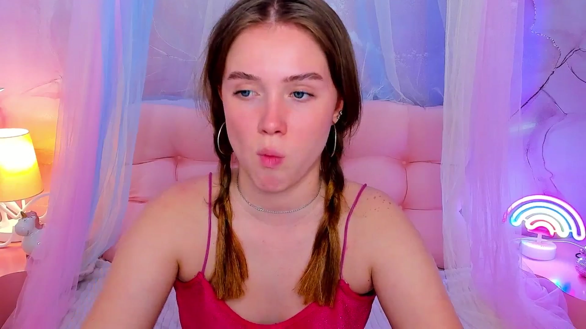 Gallery image thumbnail from Beatrizz's myfreecams stream on, 04/20/2026, 14:58 image 11 of 20