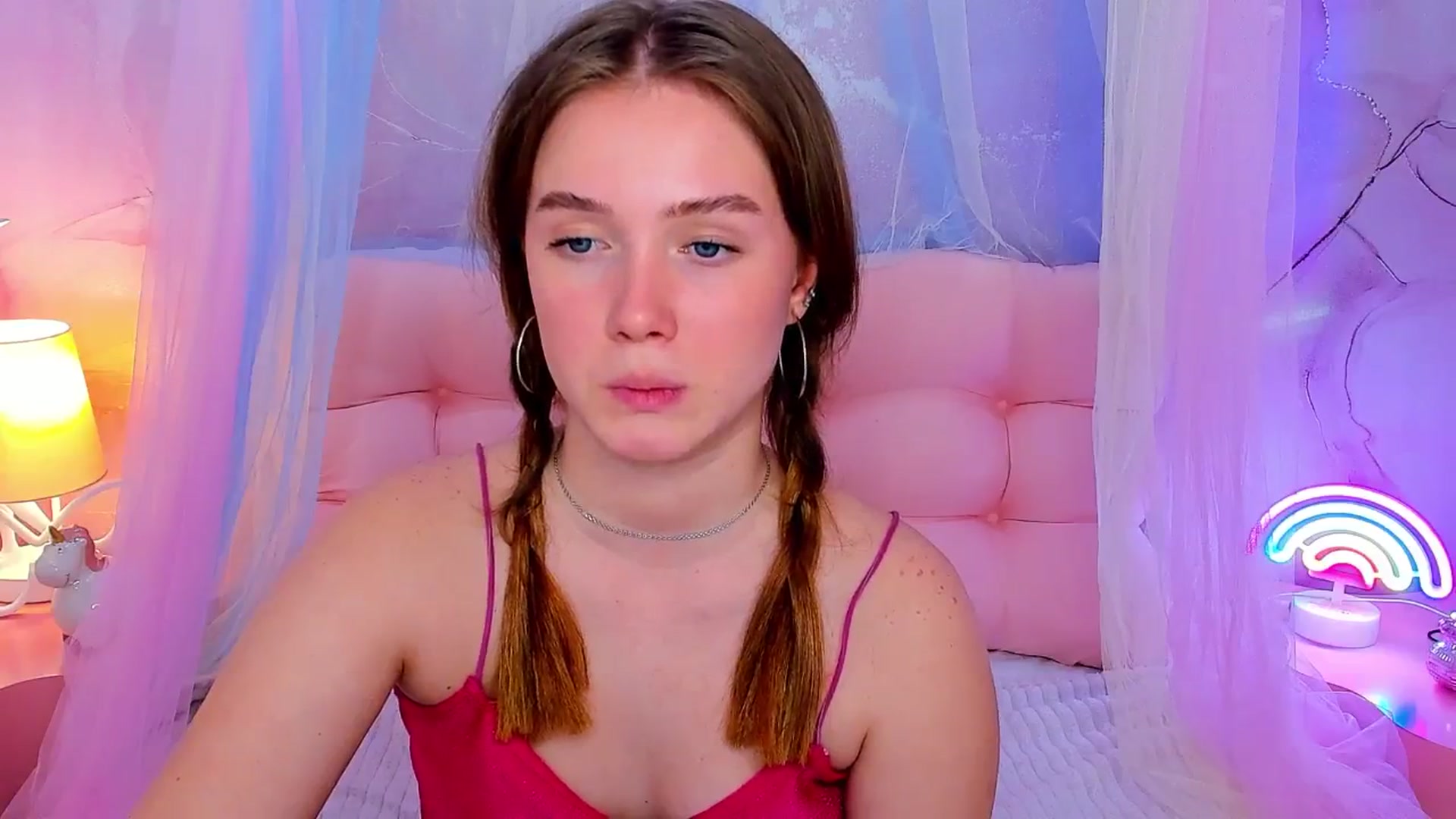 Gallery image thumbnail from Beatrizz's myfreecams stream on, 04/20/2026, 14:58 image 16 of 20