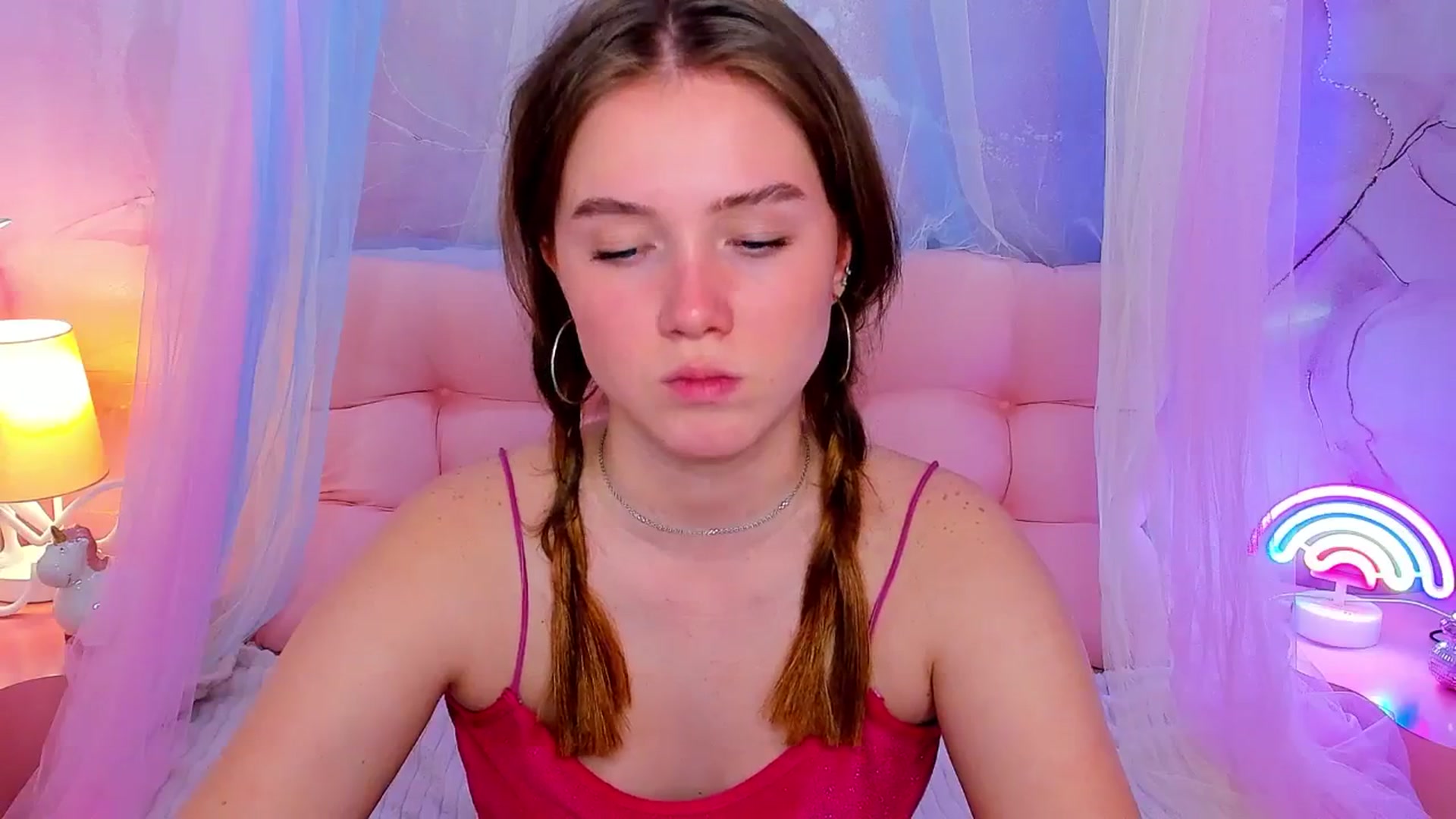 Gallery image thumbnail from Beatrizz's myfreecams stream on, 04/20/2026, 14:58 image 9 of 20