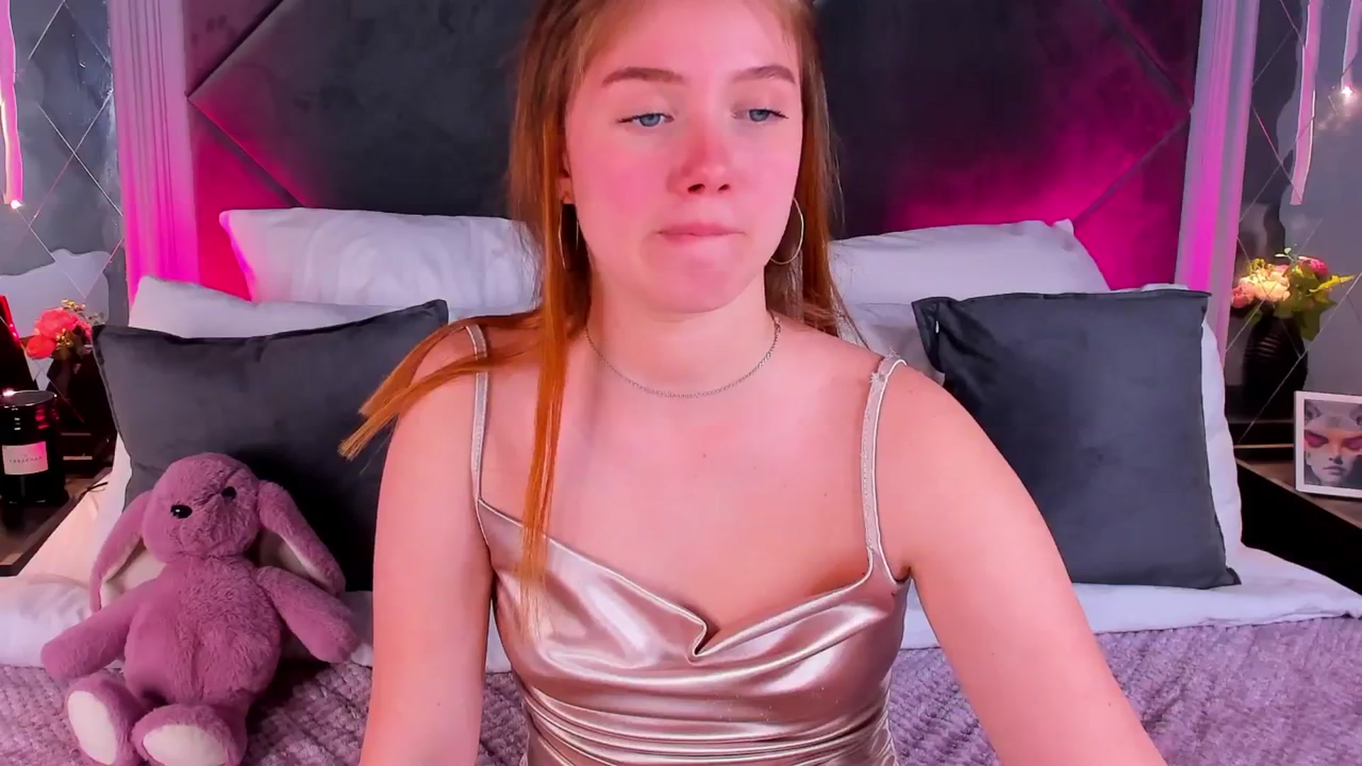 Gallery image thumbnail from Beatrizz's myfreecams stream on, 04/22/2026, 13:40 image 19 of 20