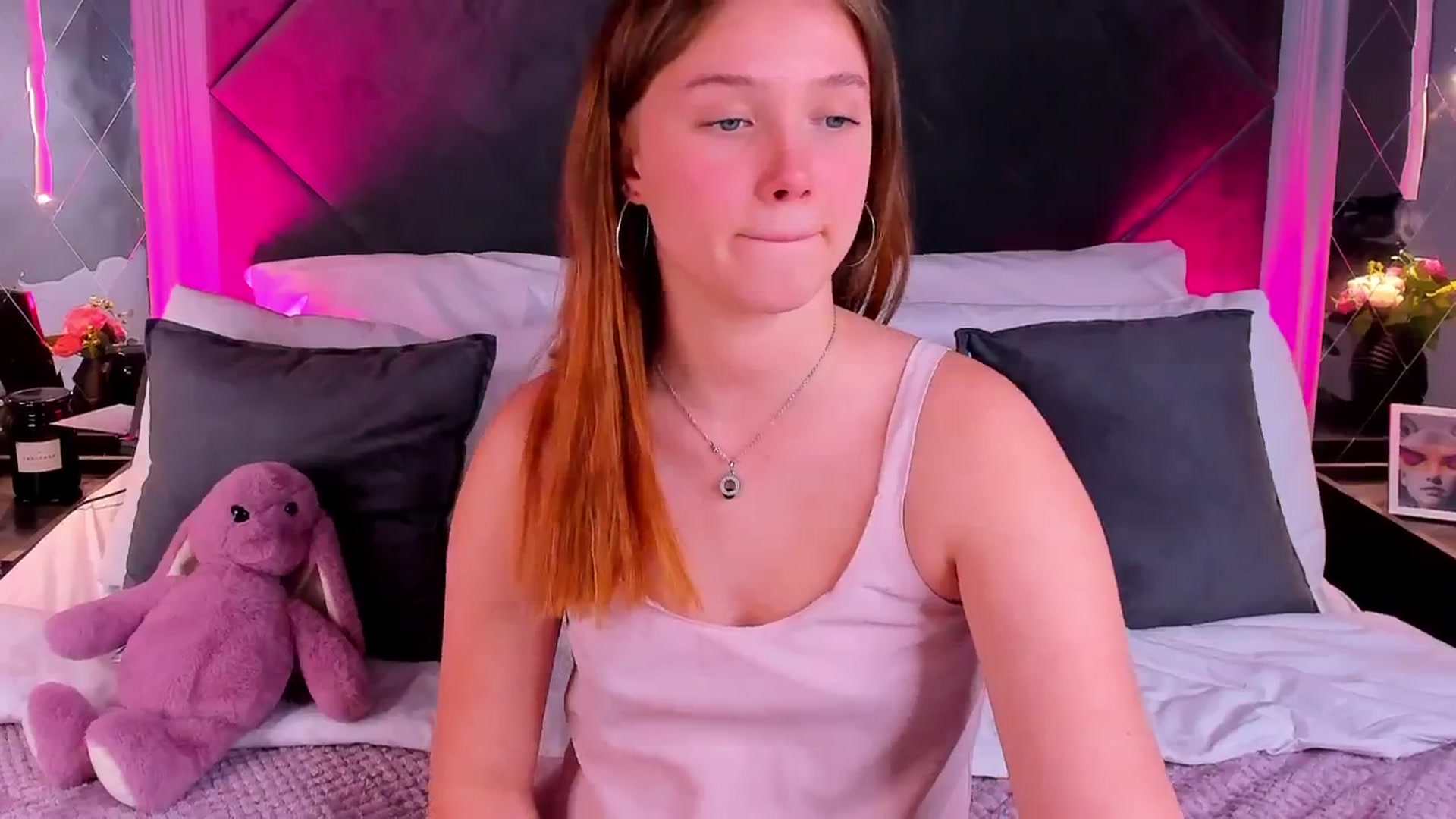 Gallery image thumbnail from Beatrizz's myfreecams stream on, 04/23/2026, 15:30 image 19 of 20