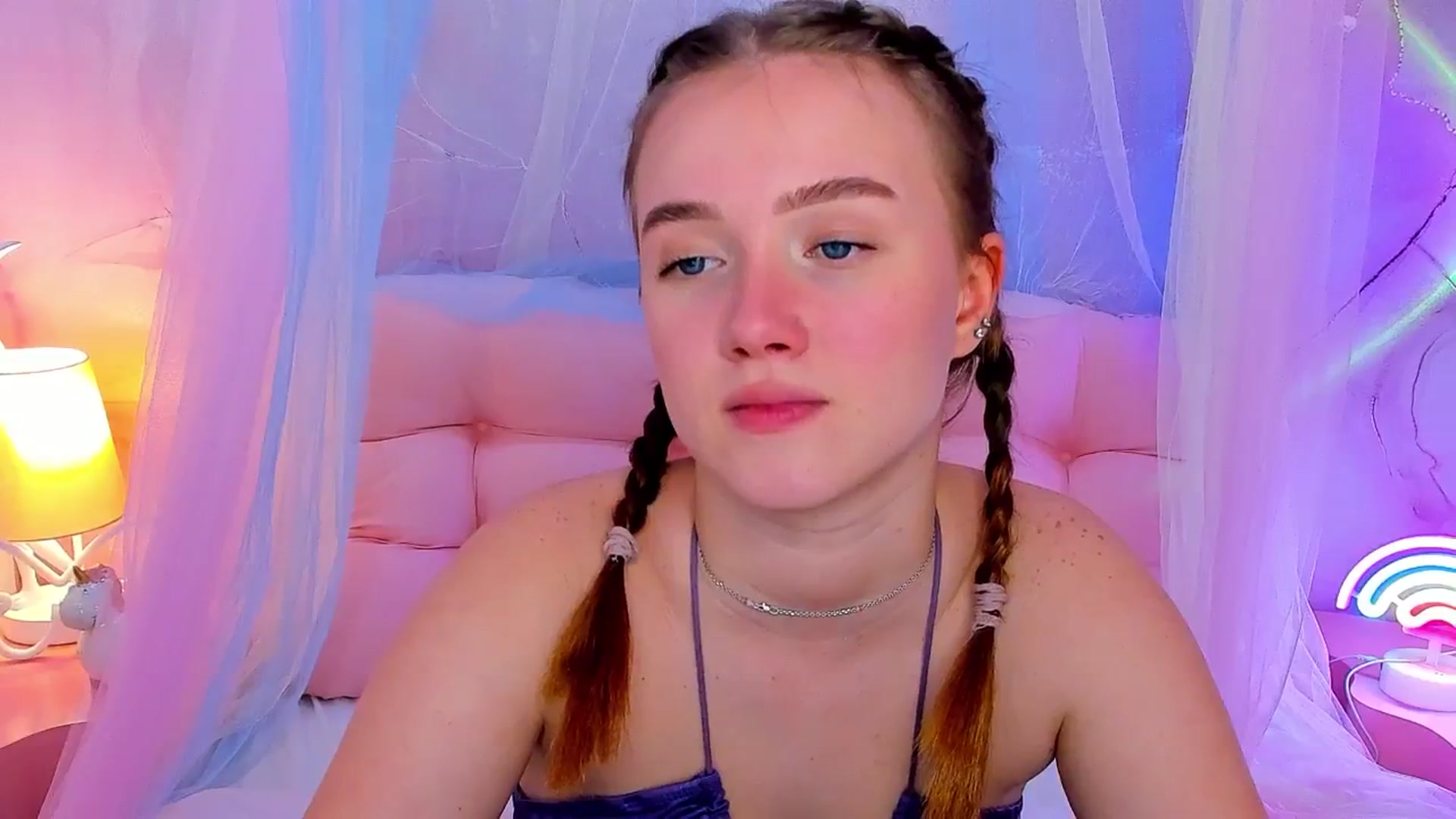 Gallery image thumbnail from Beatrizz's myfreecams stream on, 04/24/2026, 11:08 image 2 of 20