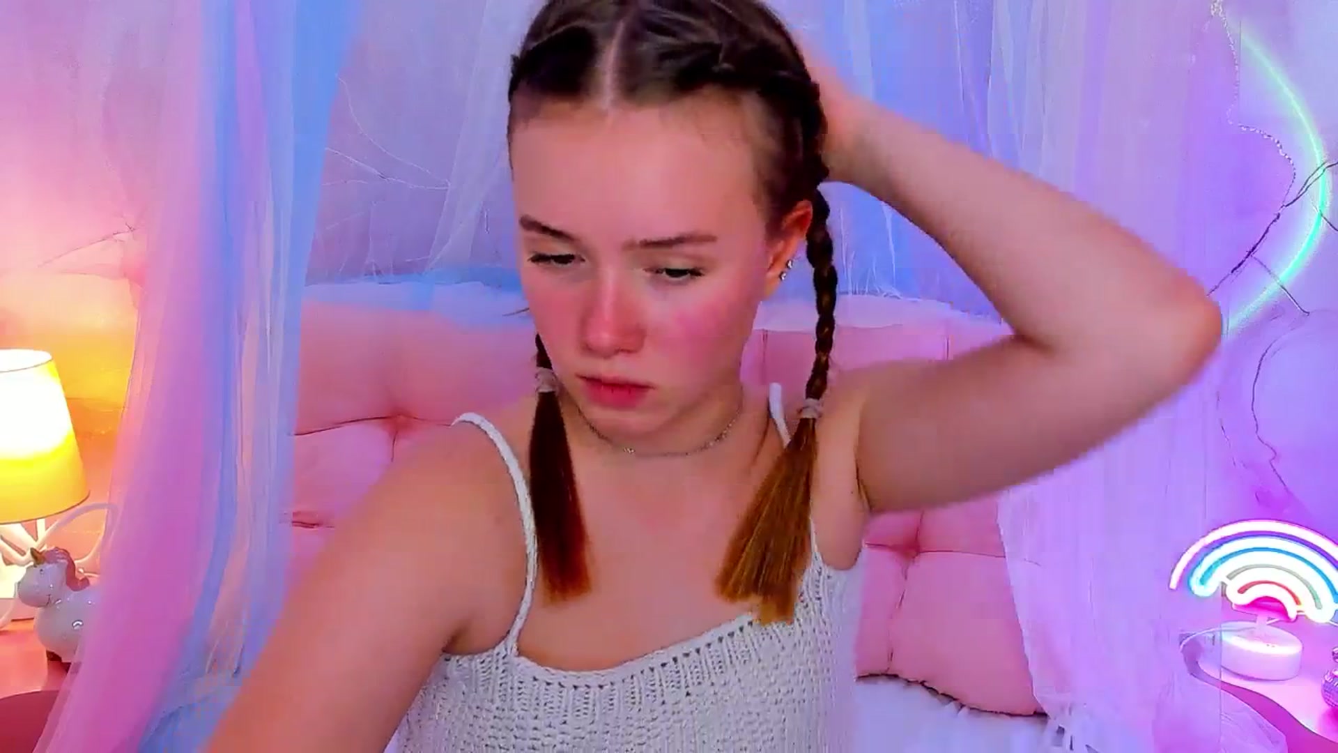 Gallery image thumbnail from Beatrizz's myfreecams stream on, 04/26/2026, 11:09 image 13 of 20