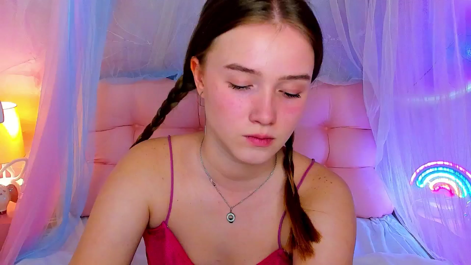 Gallery image thumbnail from Beatrizz's myfreecams stream on, 04/27/2026, 18:18 image 4 of 20