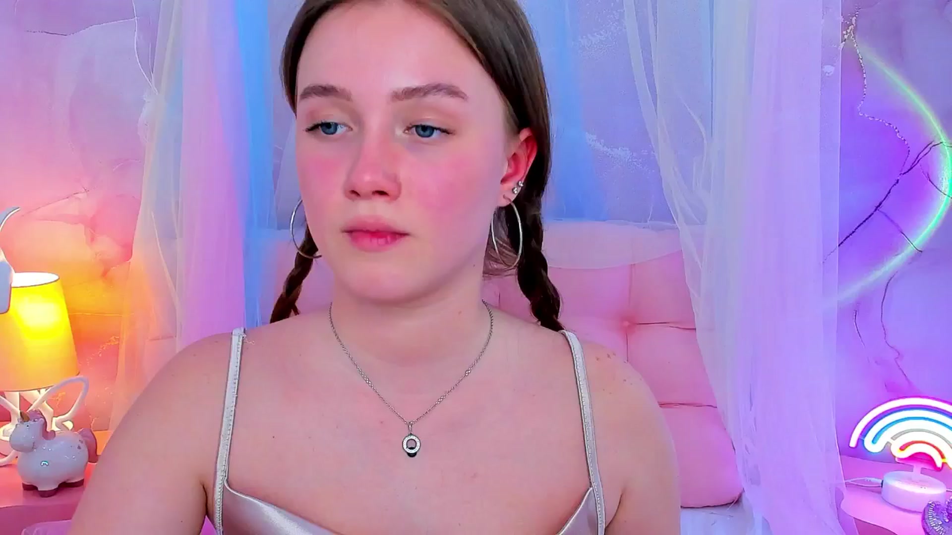 Gallery image thumbnail from Beatrizz's myfreecams stream on, 05/04/2026, 13:06 image 16 of 20