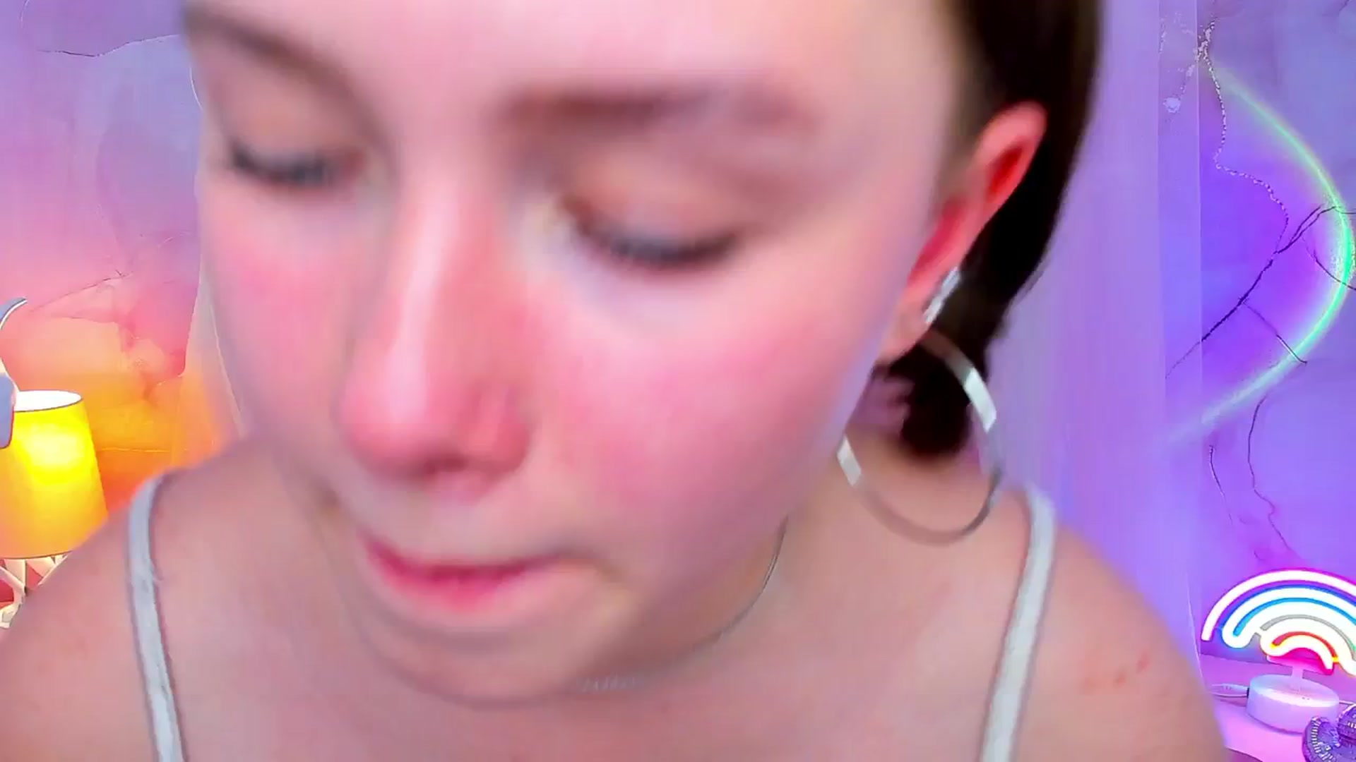 Gallery image thumbnail from Beatrizz's myfreecams stream on, 05/04/2026, 13:44 image 13 of 20