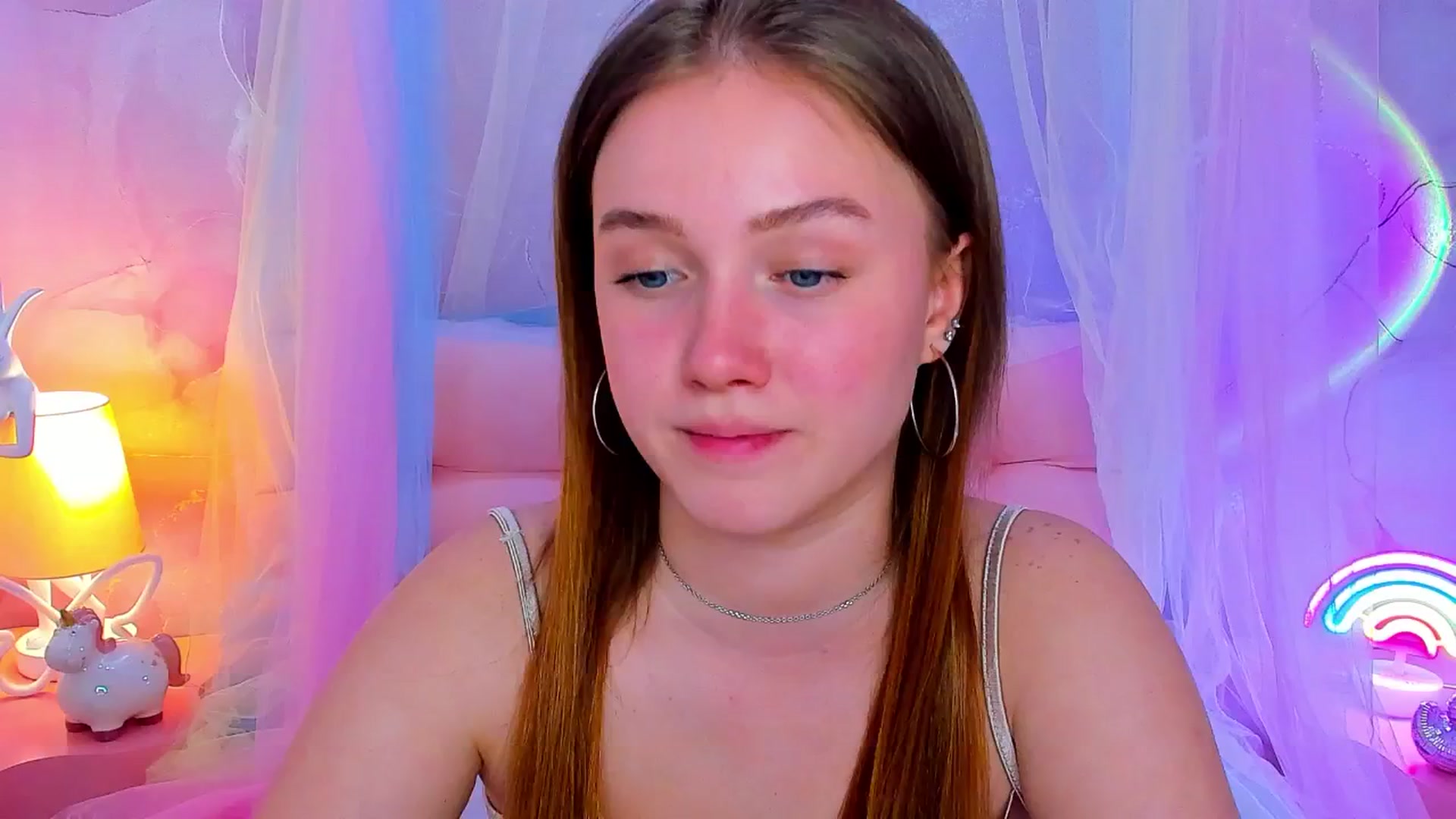 Gallery image thumbnail from Beatrizz's myfreecams stream on, 05/04/2026, 16:10 image 14 of 20