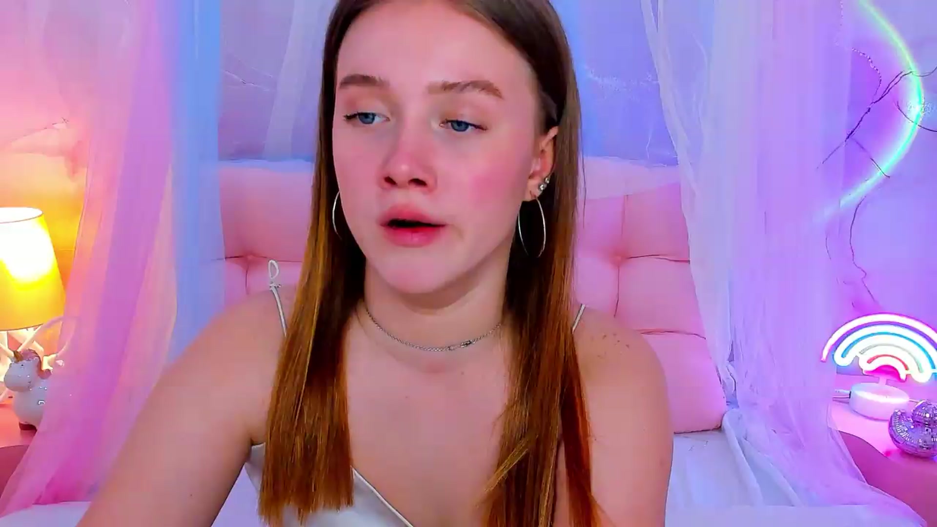 Gallery image thumbnail from Beatrizz's myfreecams stream on, 05/05/2026, 13:16 image 8 of 20