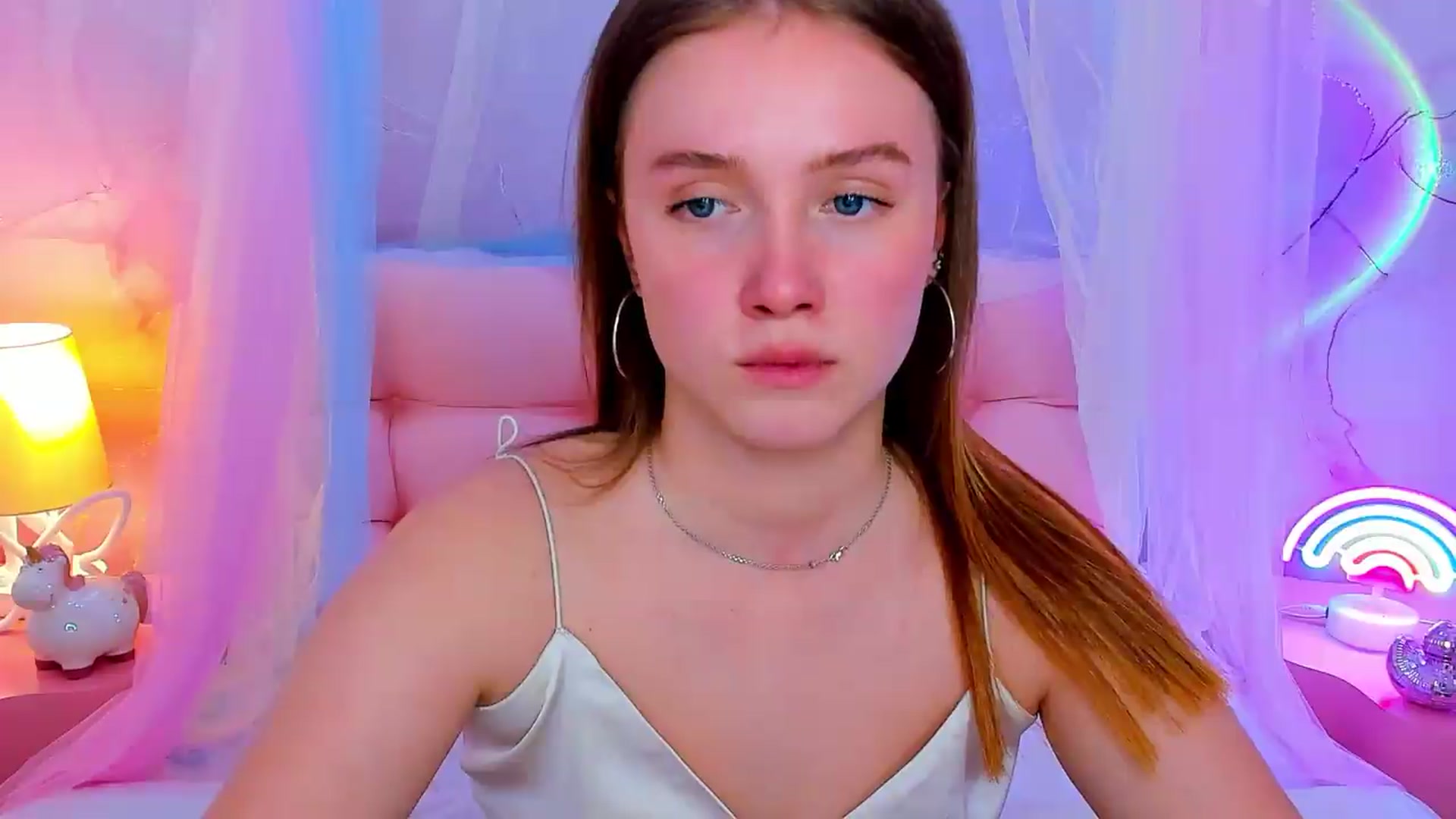 Gallery image thumbnail from Beatrizz's myfreecams stream on, 05/05/2026, 13:16 image 19 of 20
