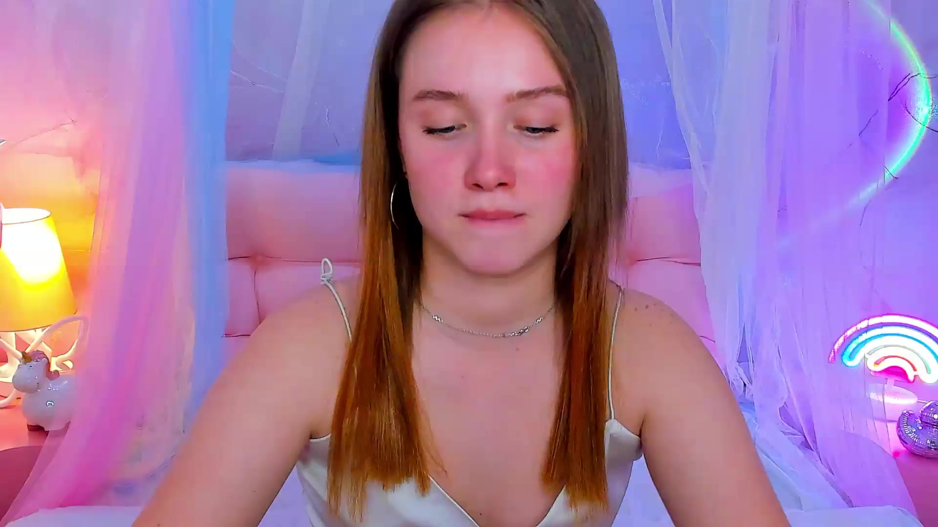 Gallery image thumbnail from Beatrizz's myfreecams stream on, 05/05/2026, 15:24 image 8 of 20