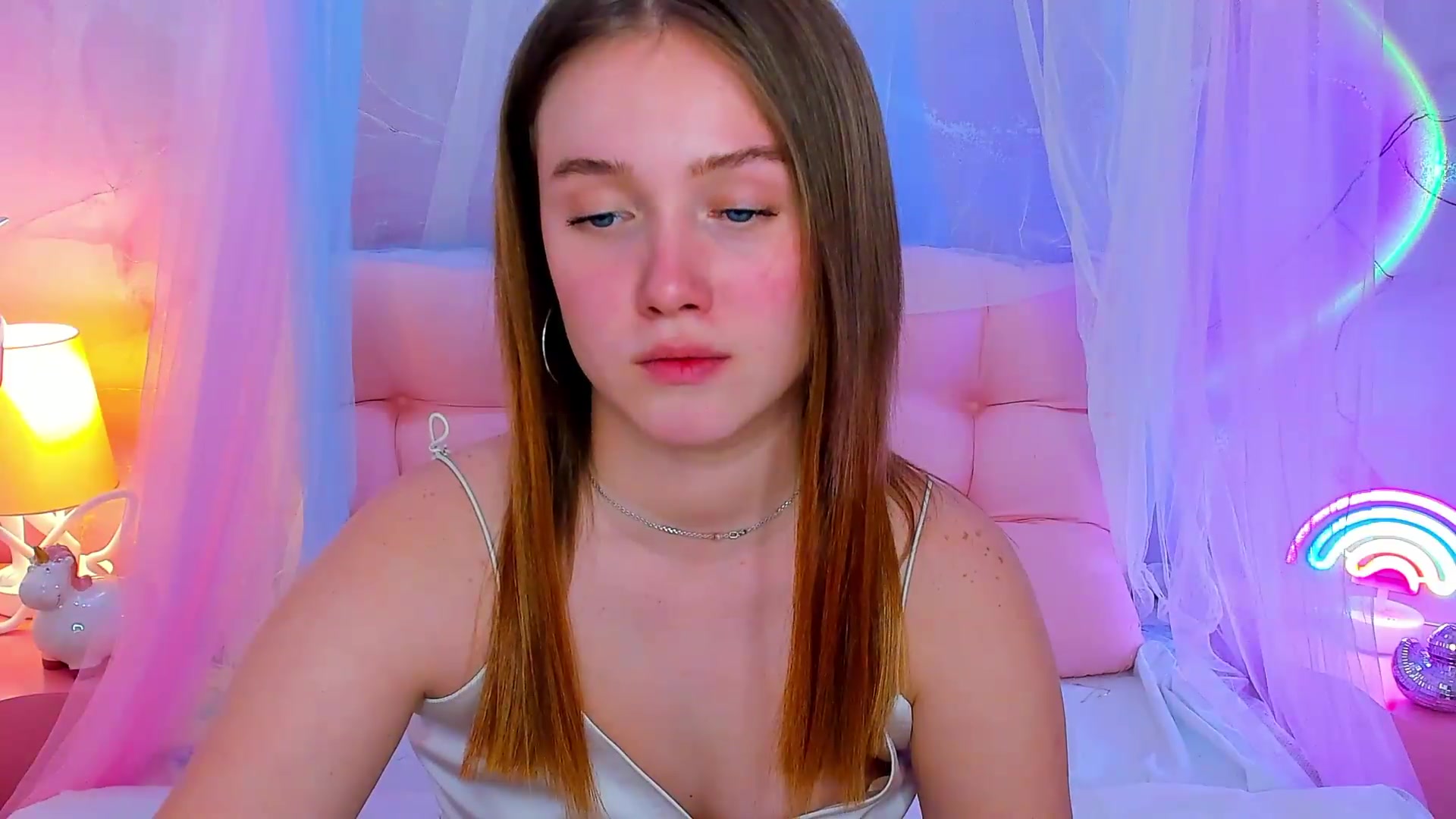 Gallery image thumbnail from Beatrizz's myfreecams stream on, 05/05/2026, 15:24 image 3 of 20